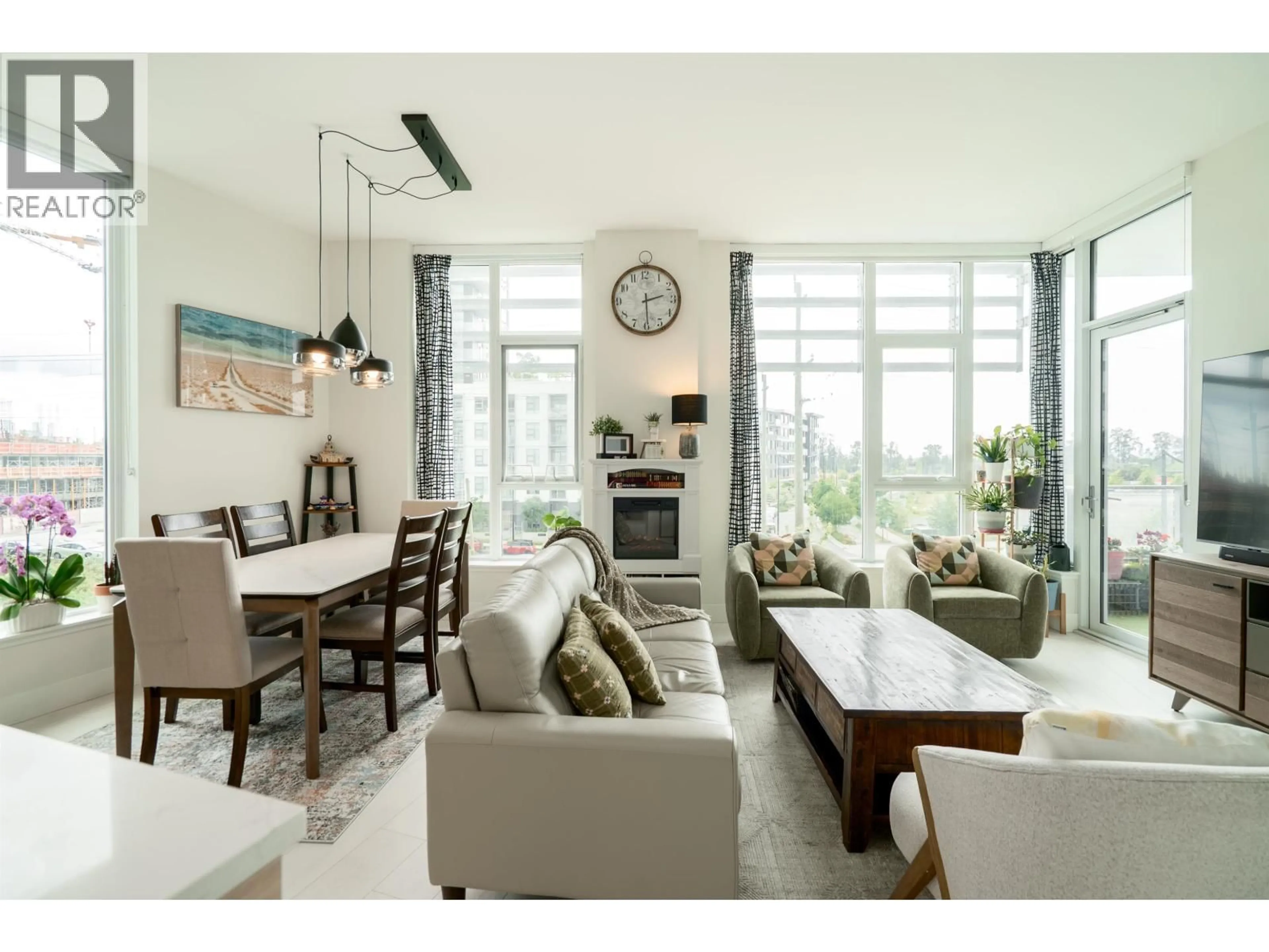 Living room with furniture, unknown for 309 - 3438 SAWMILL CRESCENT, Vancouver British Columbia V5S0E3