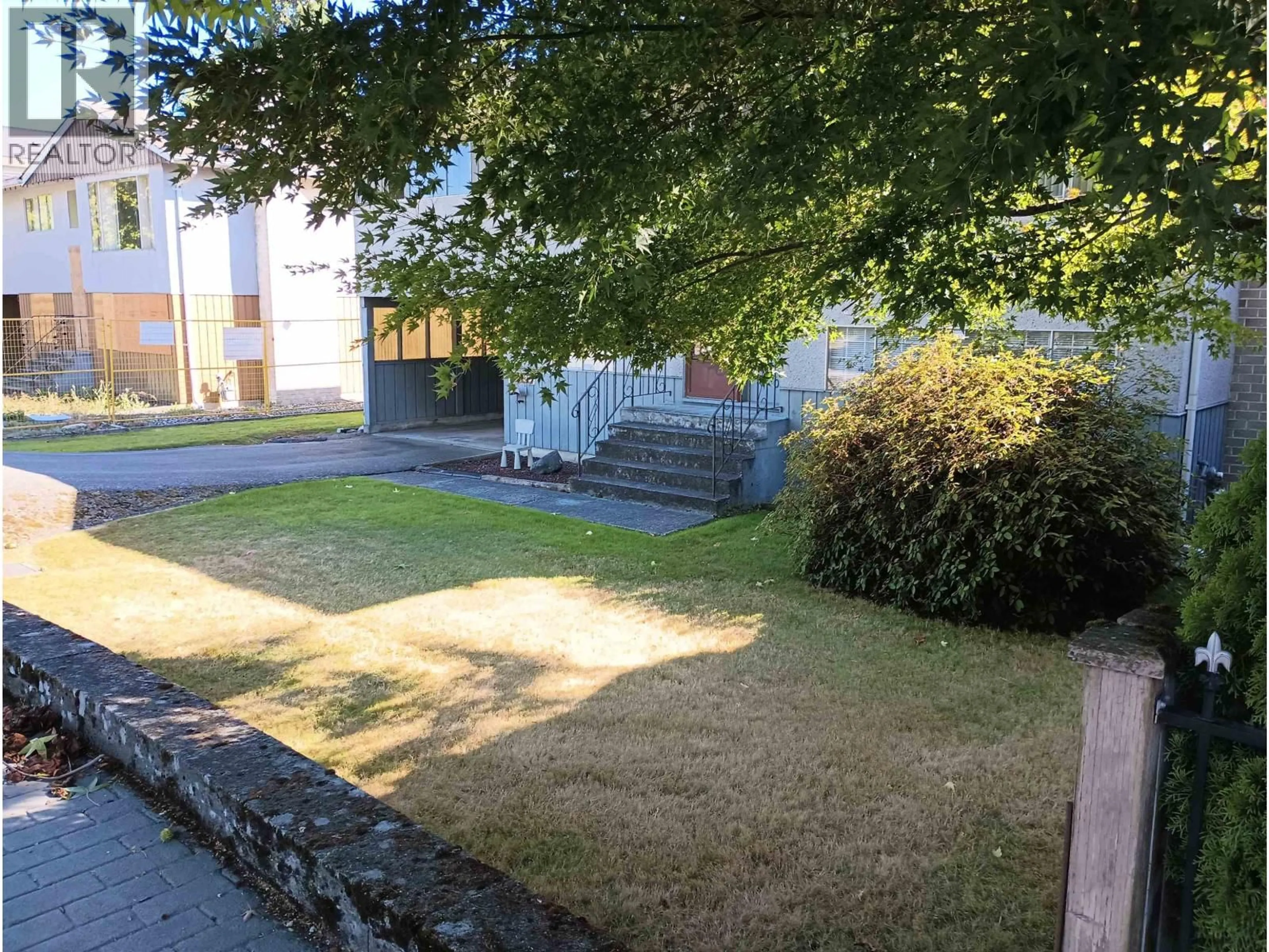 A pic from outside/outdoor area/front of a property/back of a property/a pic from drone, street for 11700 WILLIAMS ROAD, Richmond British Columbia V7A1J4