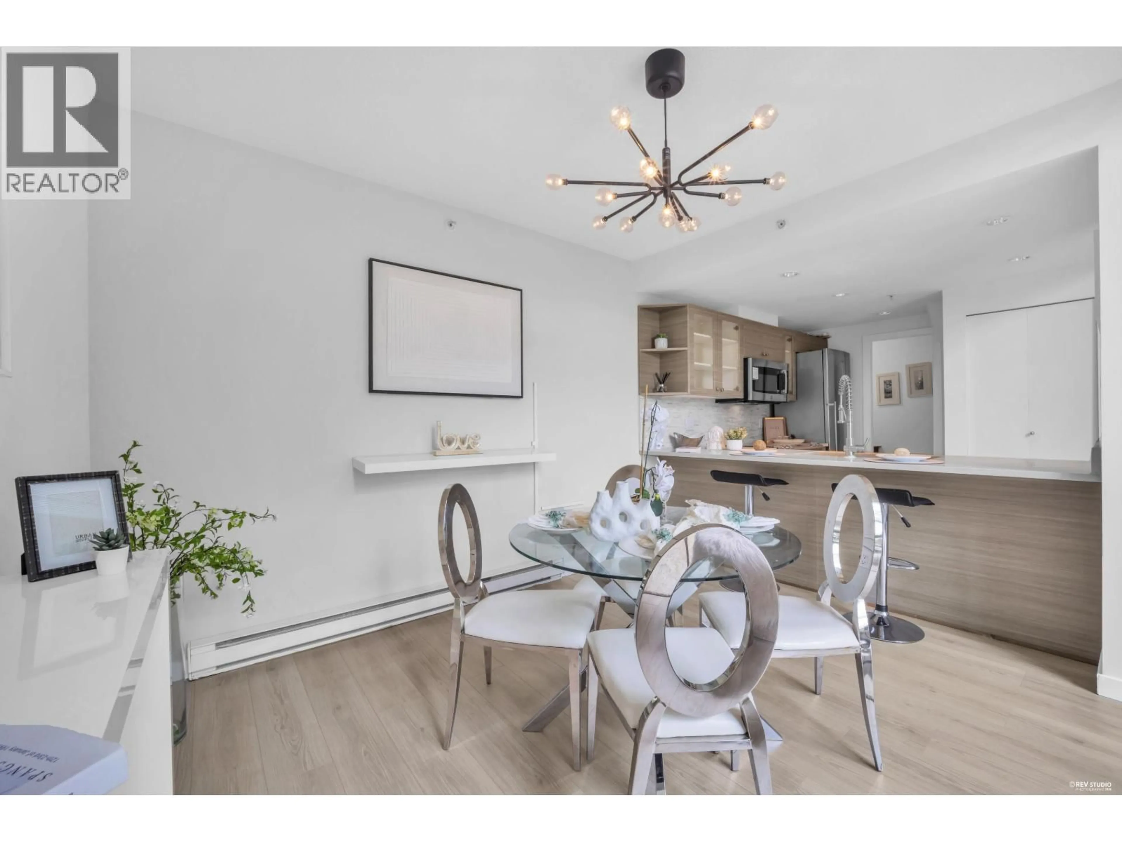 Unknown for 6 - 4178 DAWSON STREET, Burnaby British Columbia V5C0A1
