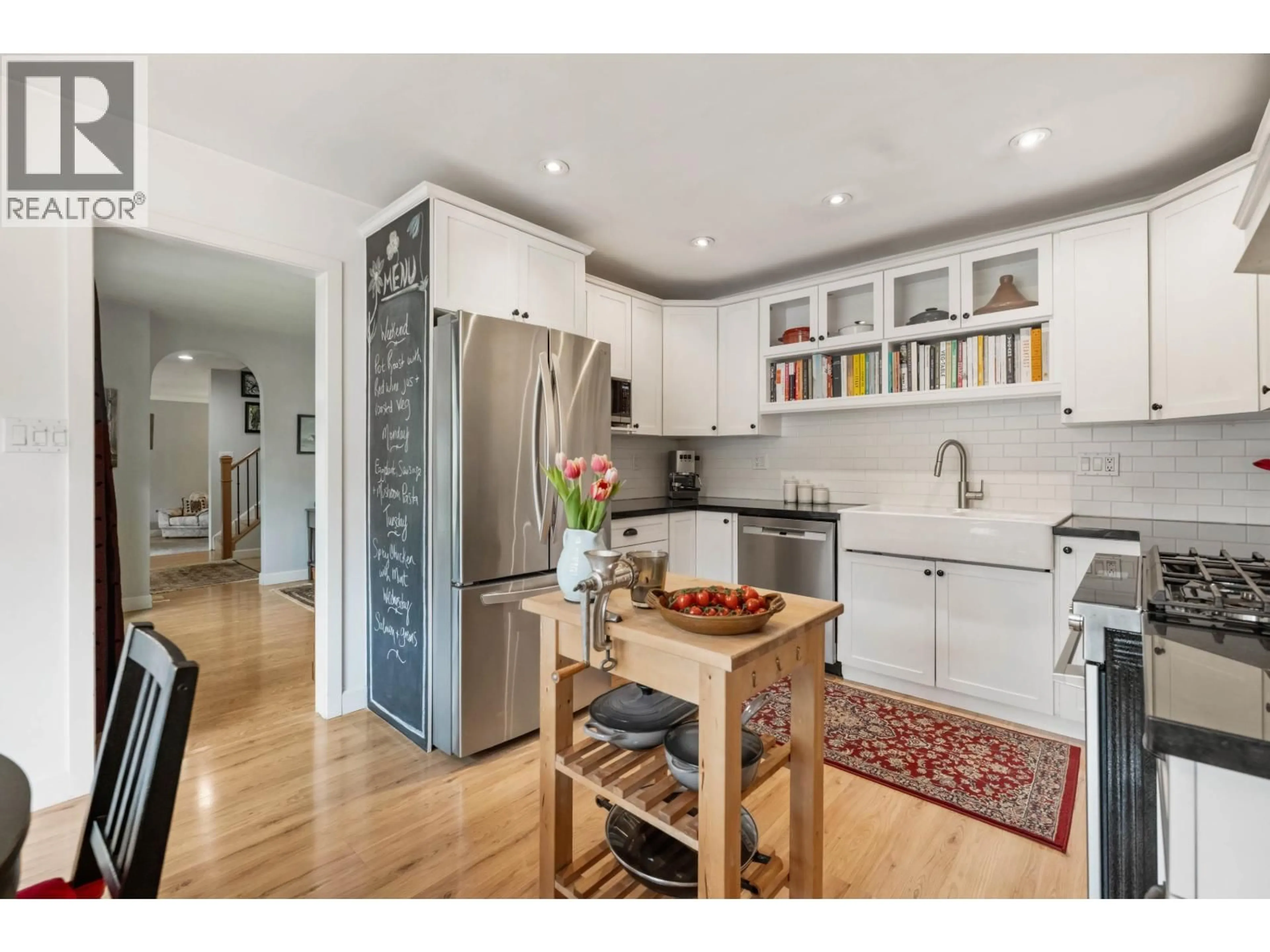 Open concept kitchen, unknown for 4970 DOGWOOD LANE, Delta British Columbia V4M1N2