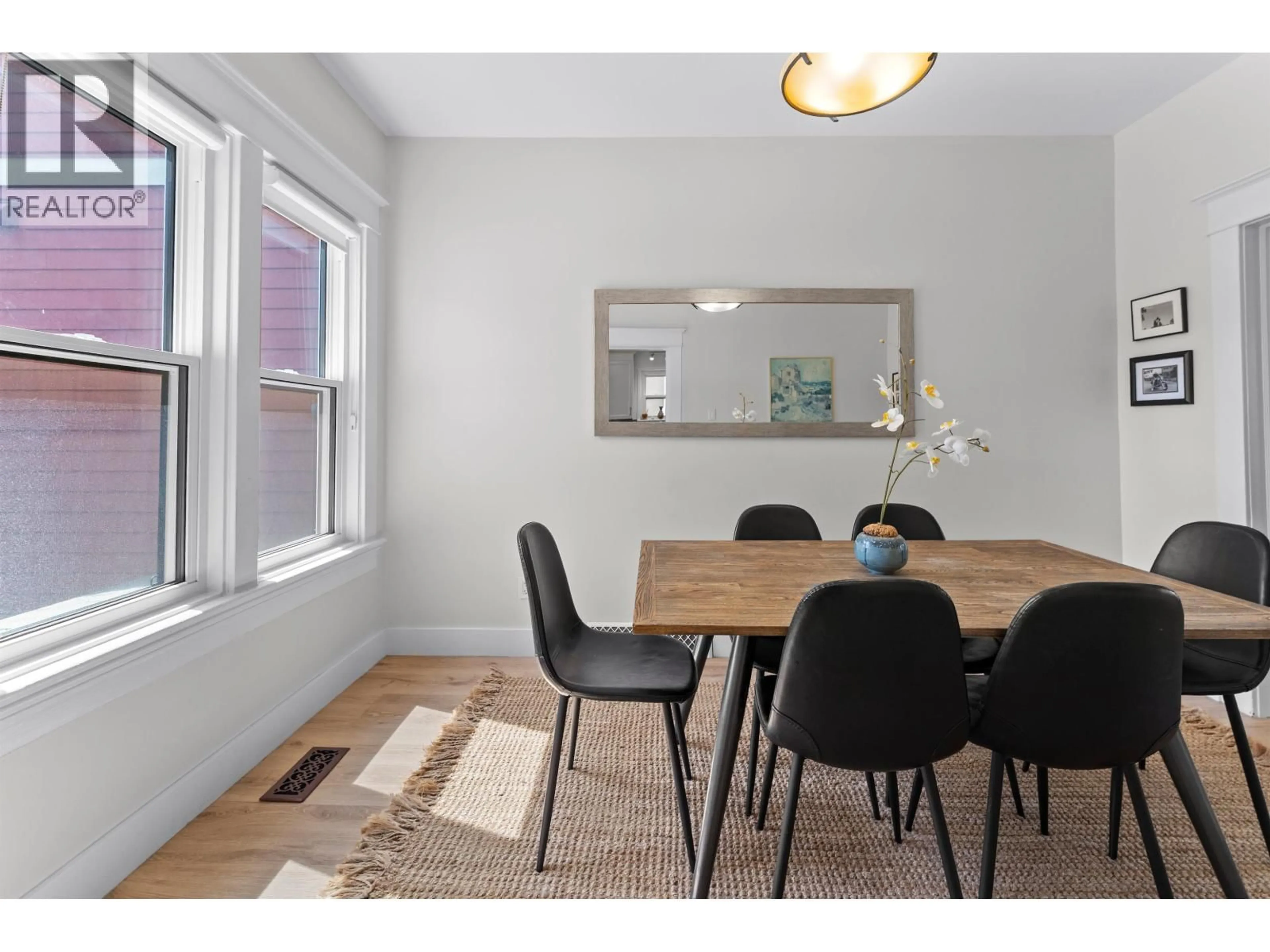 Dining room, wood/laminate floor for 178 KING EDWARD AVENUE, Vancouver British Columbia V5V2C1