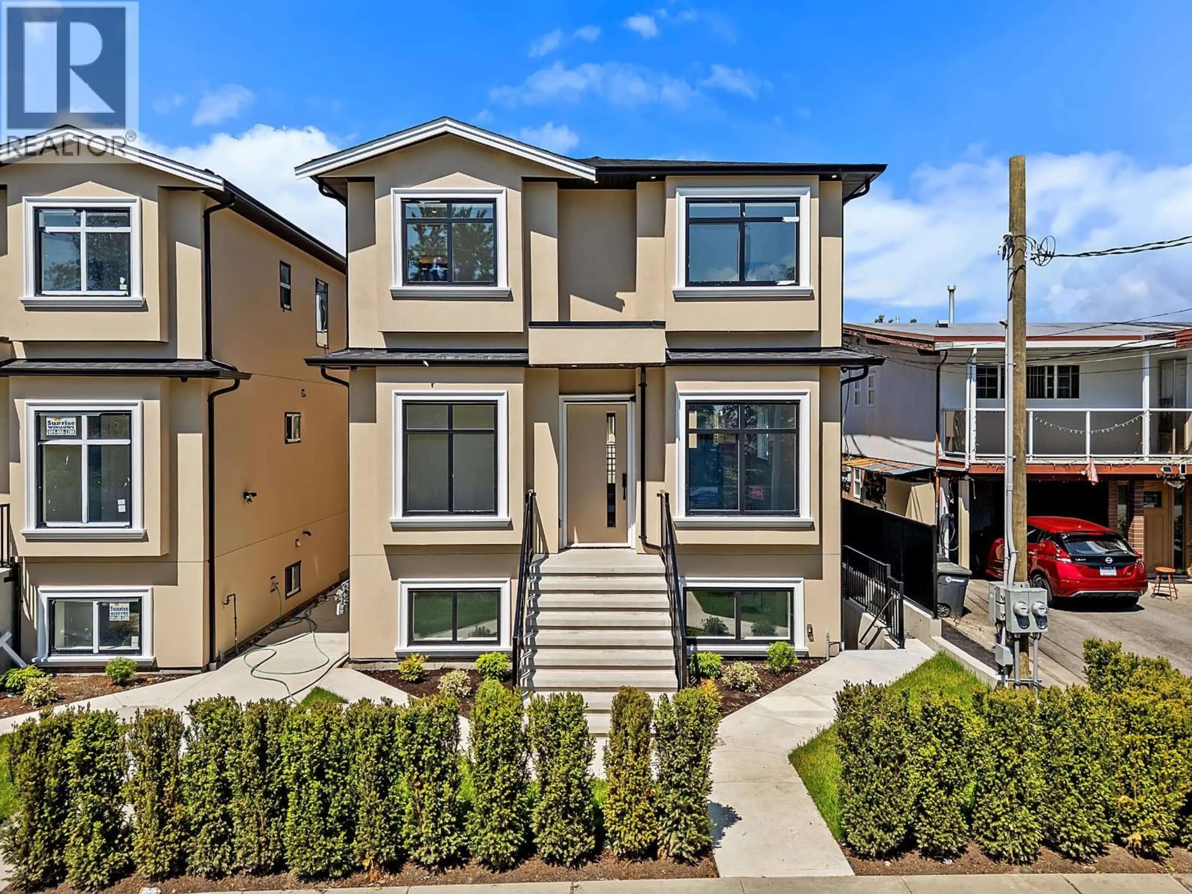 Unknown for 2 - 6885 AUBREY STREET, Burnaby British Columbia V5B2E4