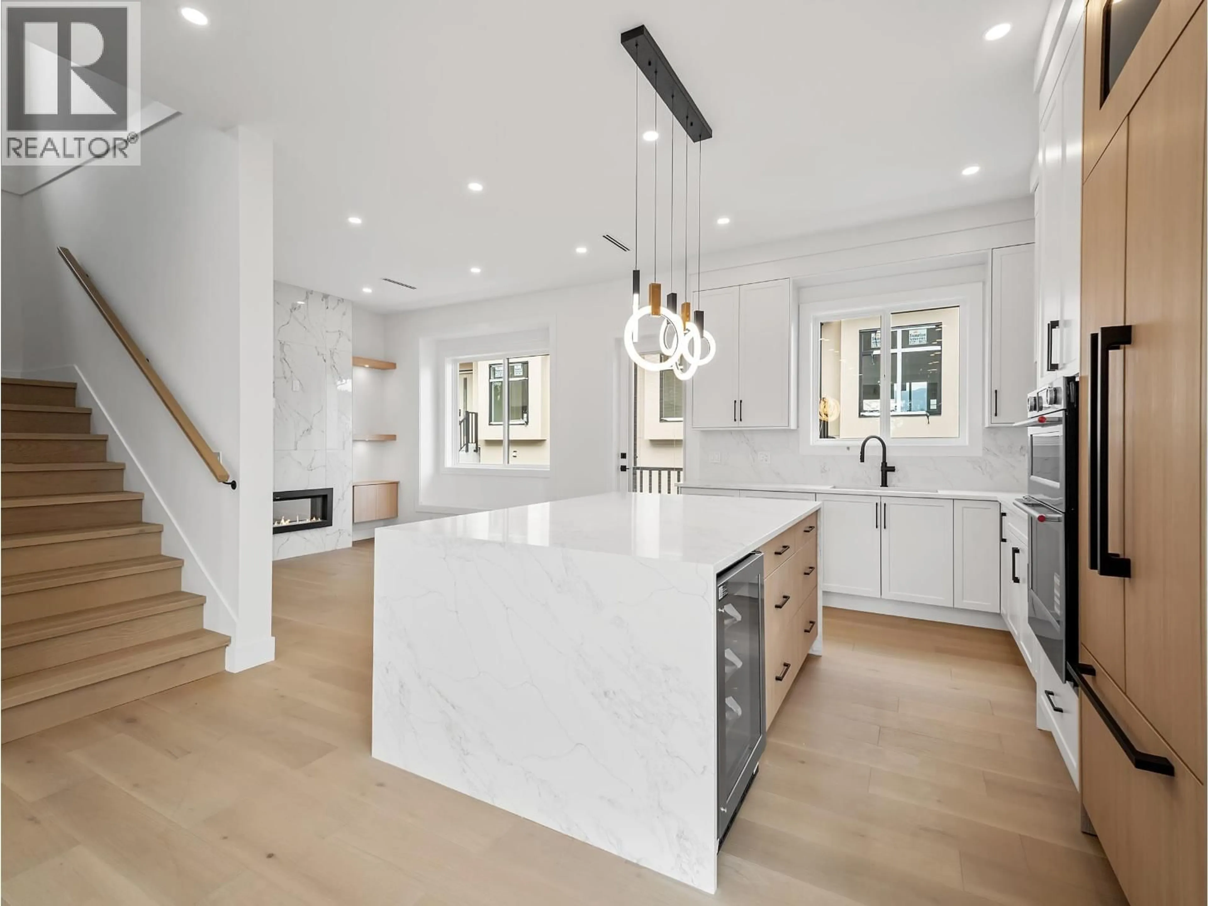 Open concept kitchen, unknown for 2 - 6885 AUBREY STREET, Burnaby British Columbia V5B2E4