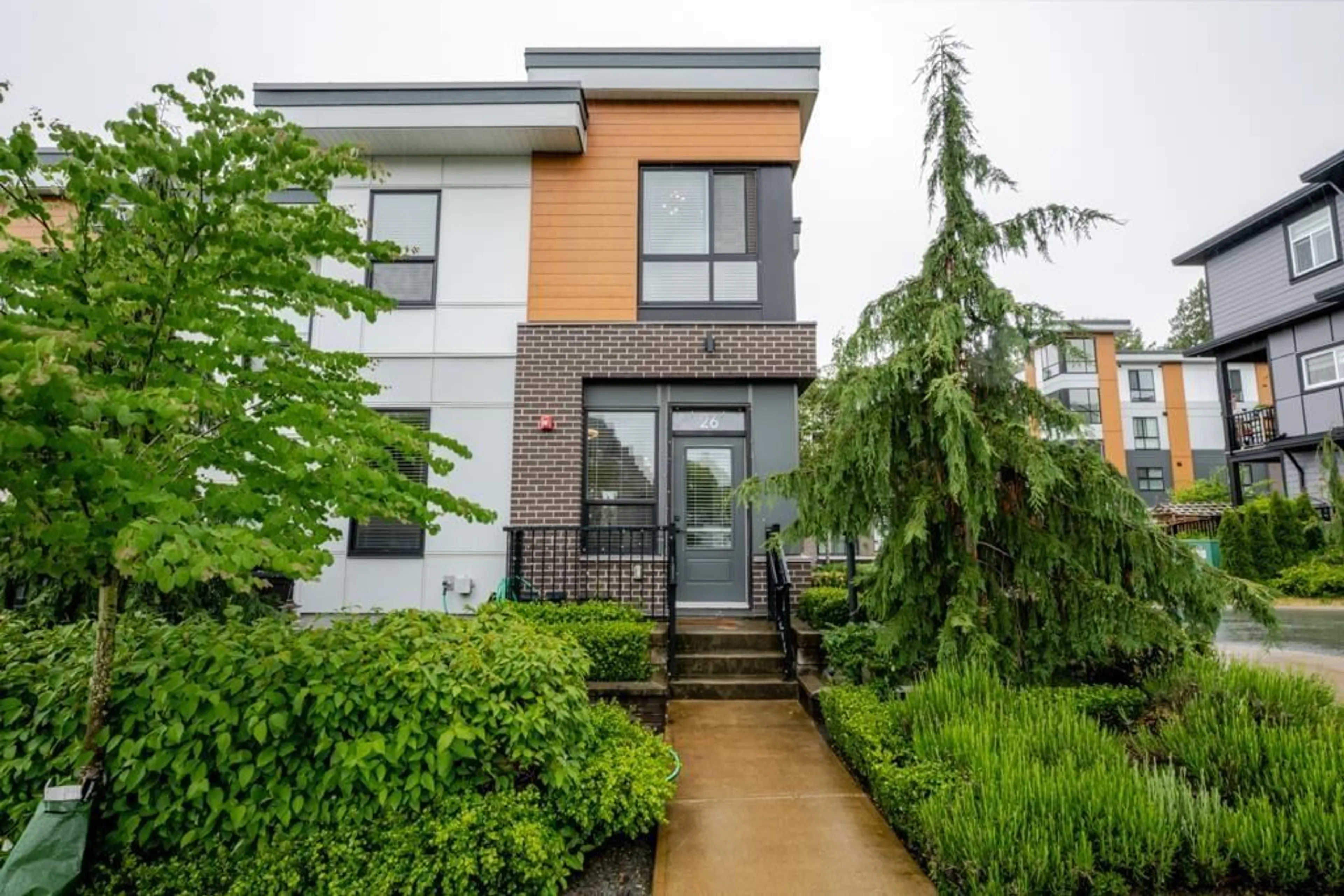 Home with brick exterior material, street for 26 - 20087 68 AVENUE, Langley British Columbia V2Y3H9