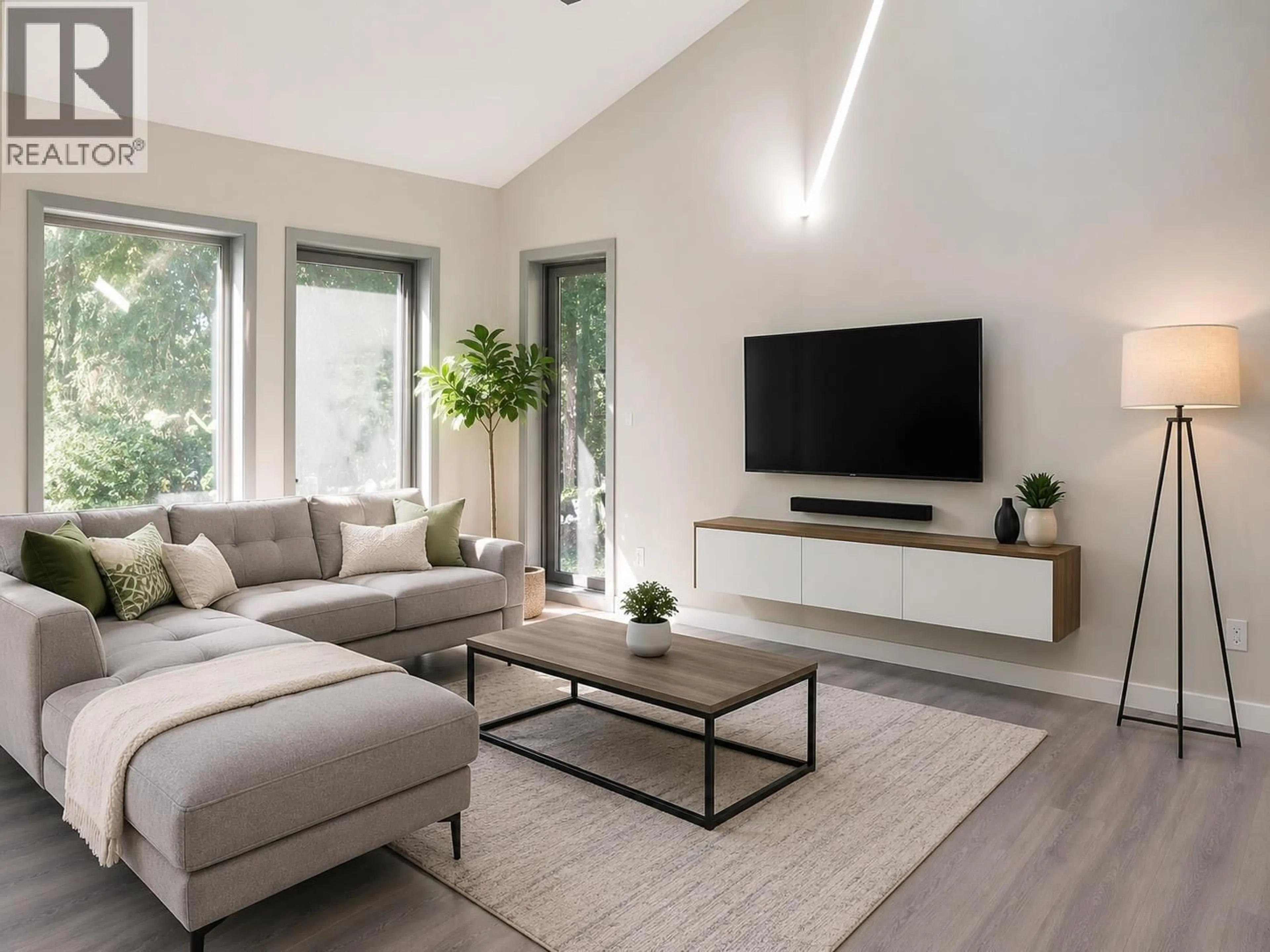 Living room with furniture, unknown for 5579 SANS SOUCI ROAD, Halfmoon Bay British Columbia V7Z1B6