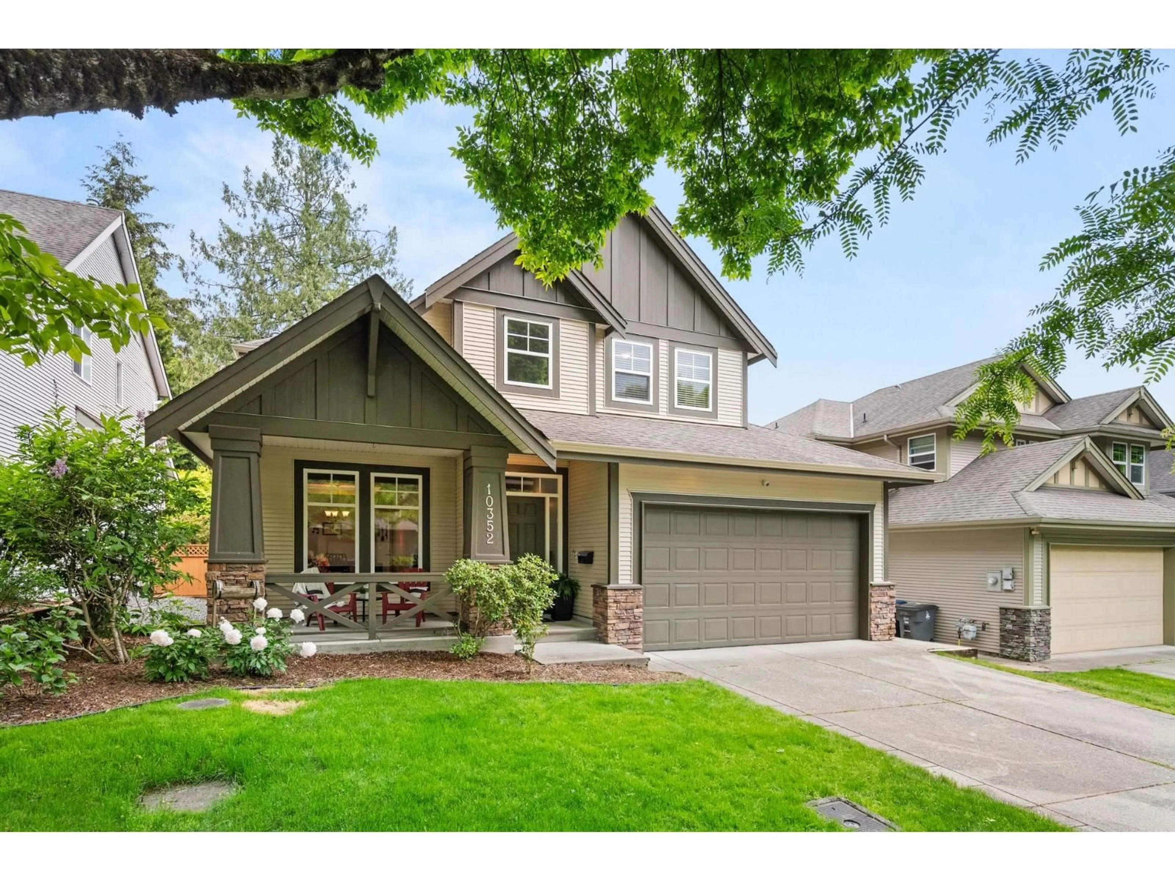 Home with vinyl exterior material, street for 10352 164A STREET, Surrey British Columbia V4N5M4
