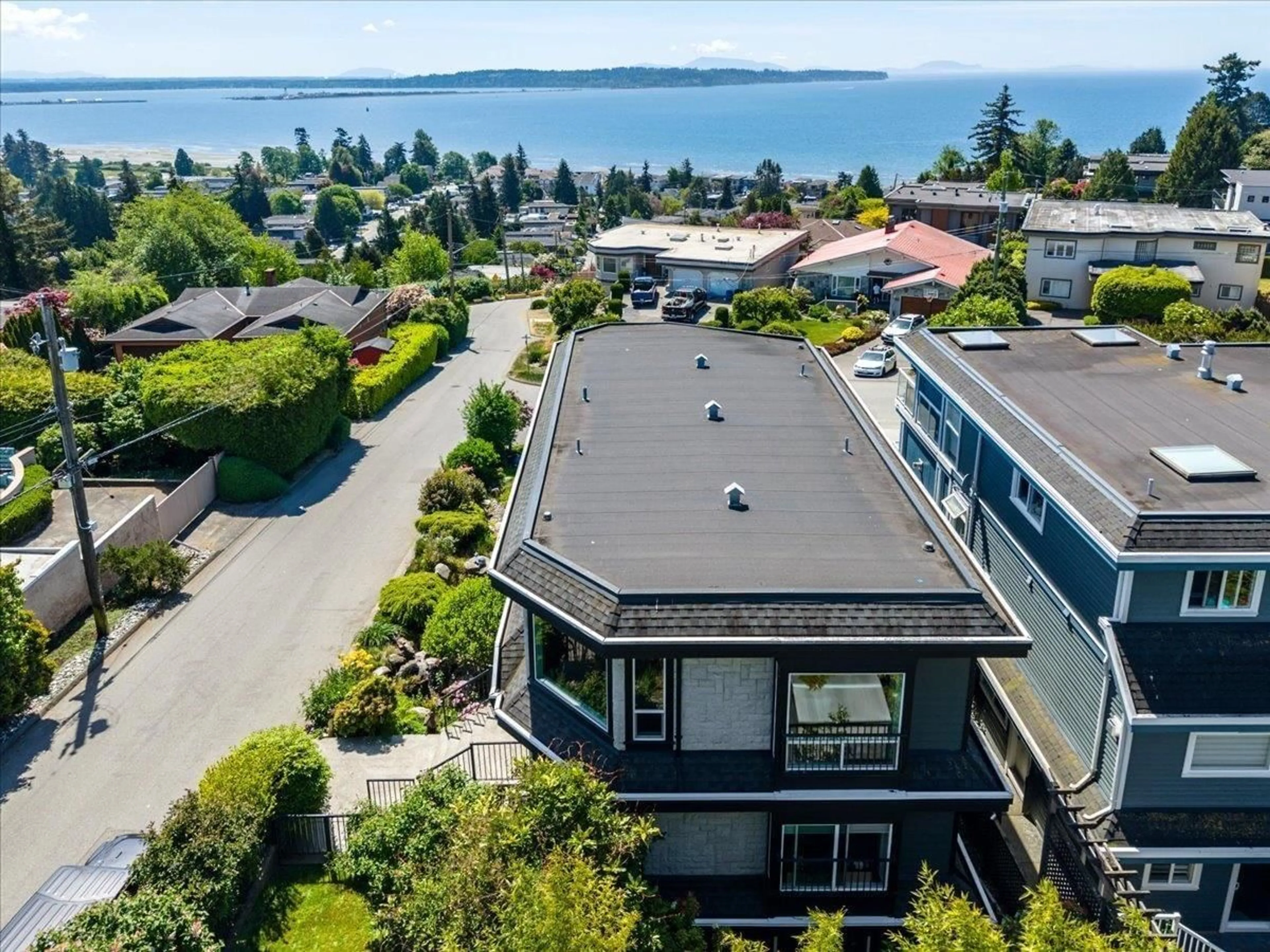 Unknown for 1087 FINLAY STREET, White Rock British Columbia V4B4K7