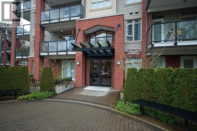 202 - 200 CAPILANO ROAD, Port Moody 3