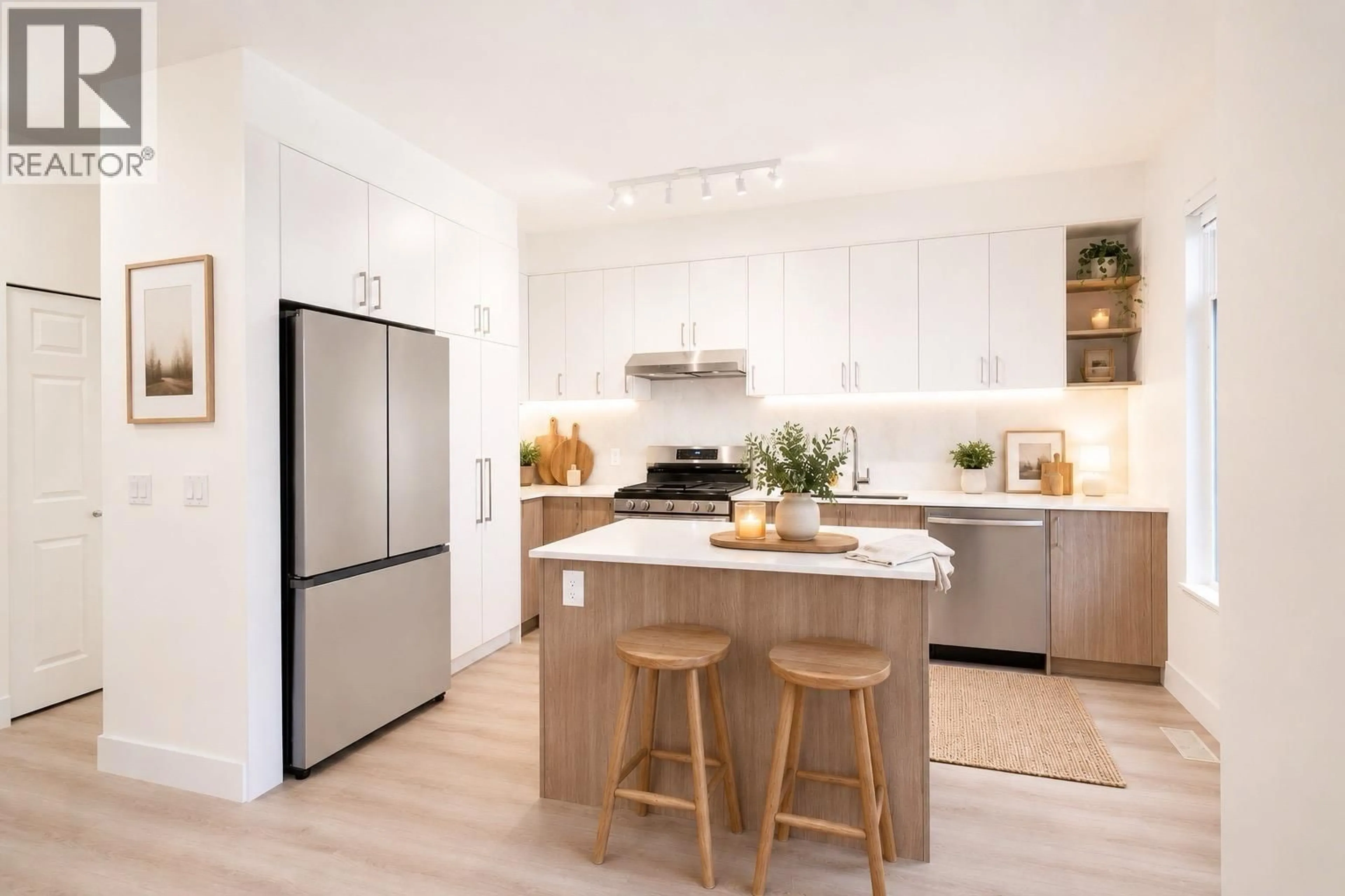 Contemporary kitchen, unknown for 21 - 50 PANORAMA PLACE, Port Moody British Columbia V3H5H5