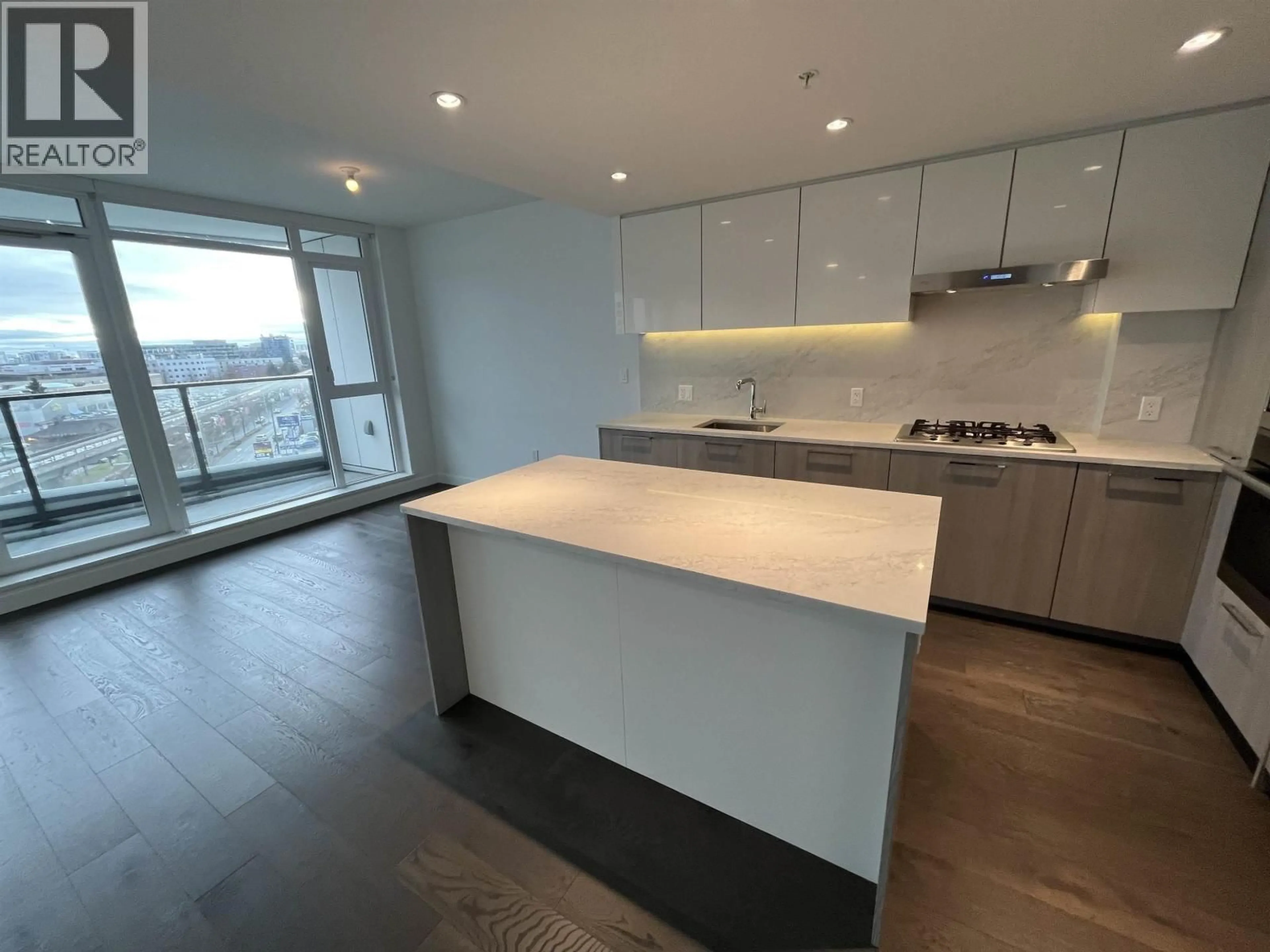 Open concept kitchen, unknown for 903 - 8199 CAPSTAN WAY, Richmond British Columbia V6X0V1