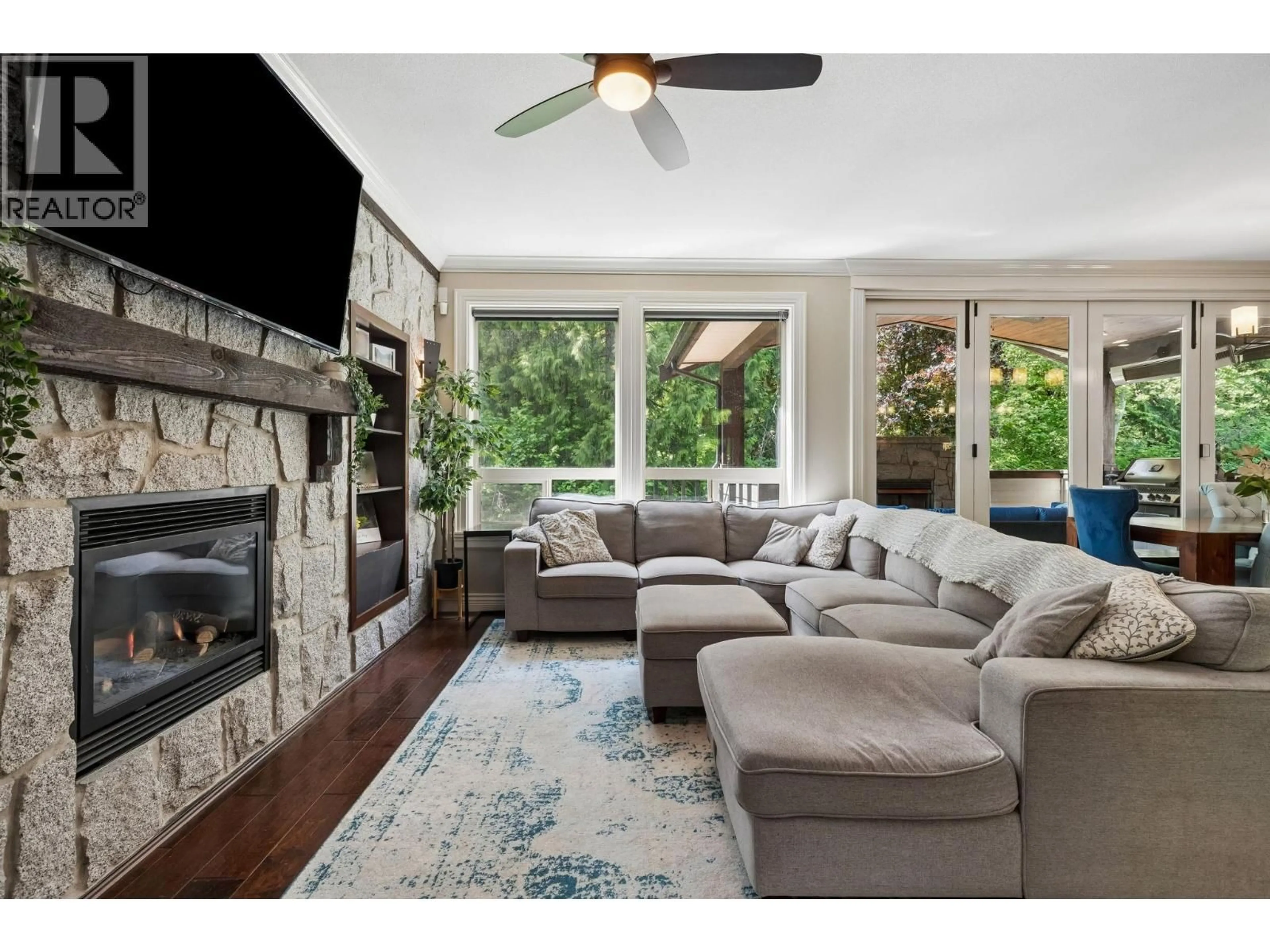 Living room with furniture, unknown for 1280 CREEKSTONE TERRACE, Coquitlam British Columbia V3B0H3