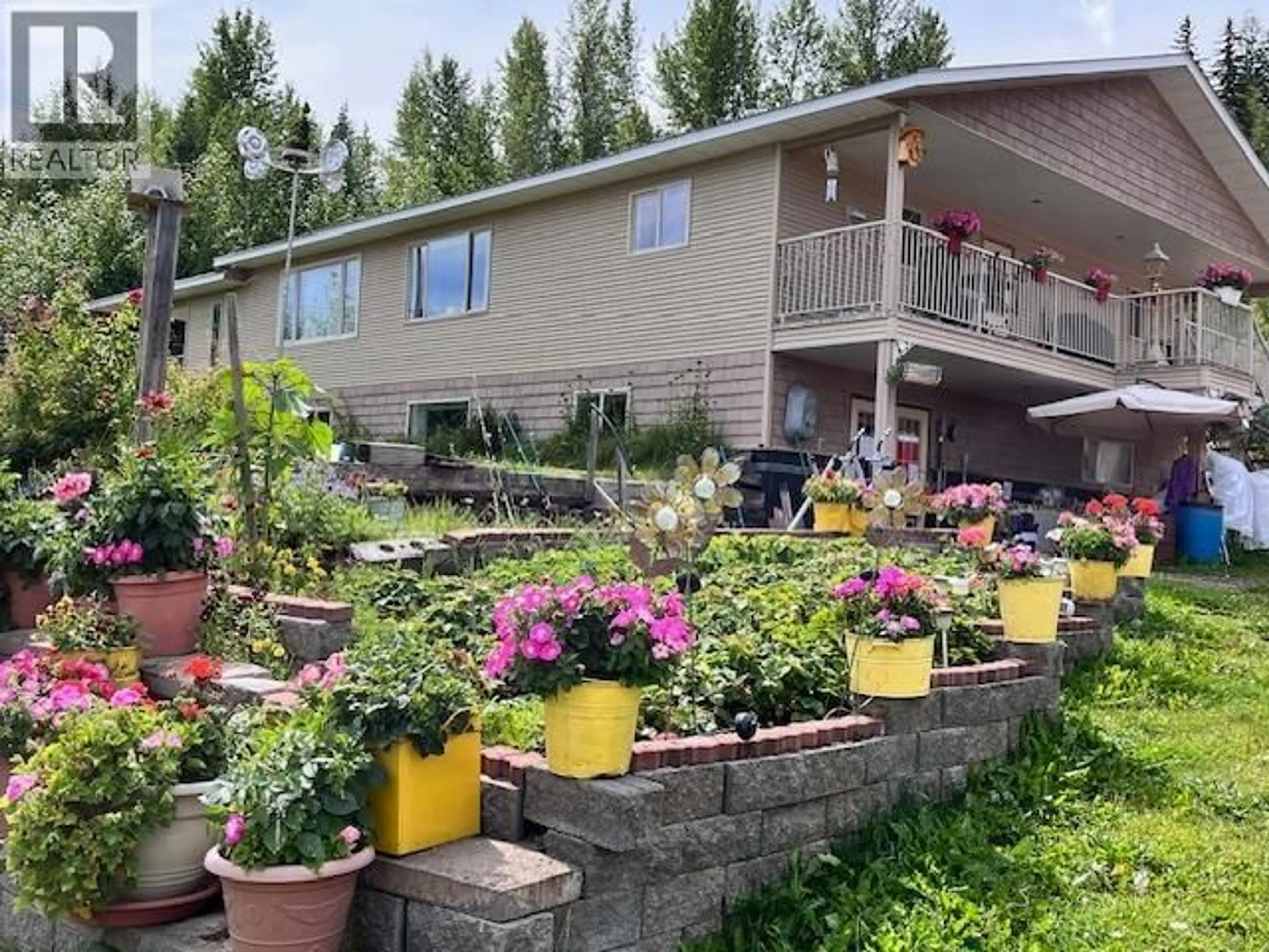 Patio, mountain view for 18260 CINEMA ROAD, Hixon British Columbia V0K1S1