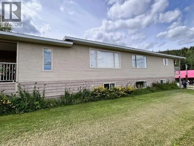 18260 CINEMA ROAD, Hixon 4