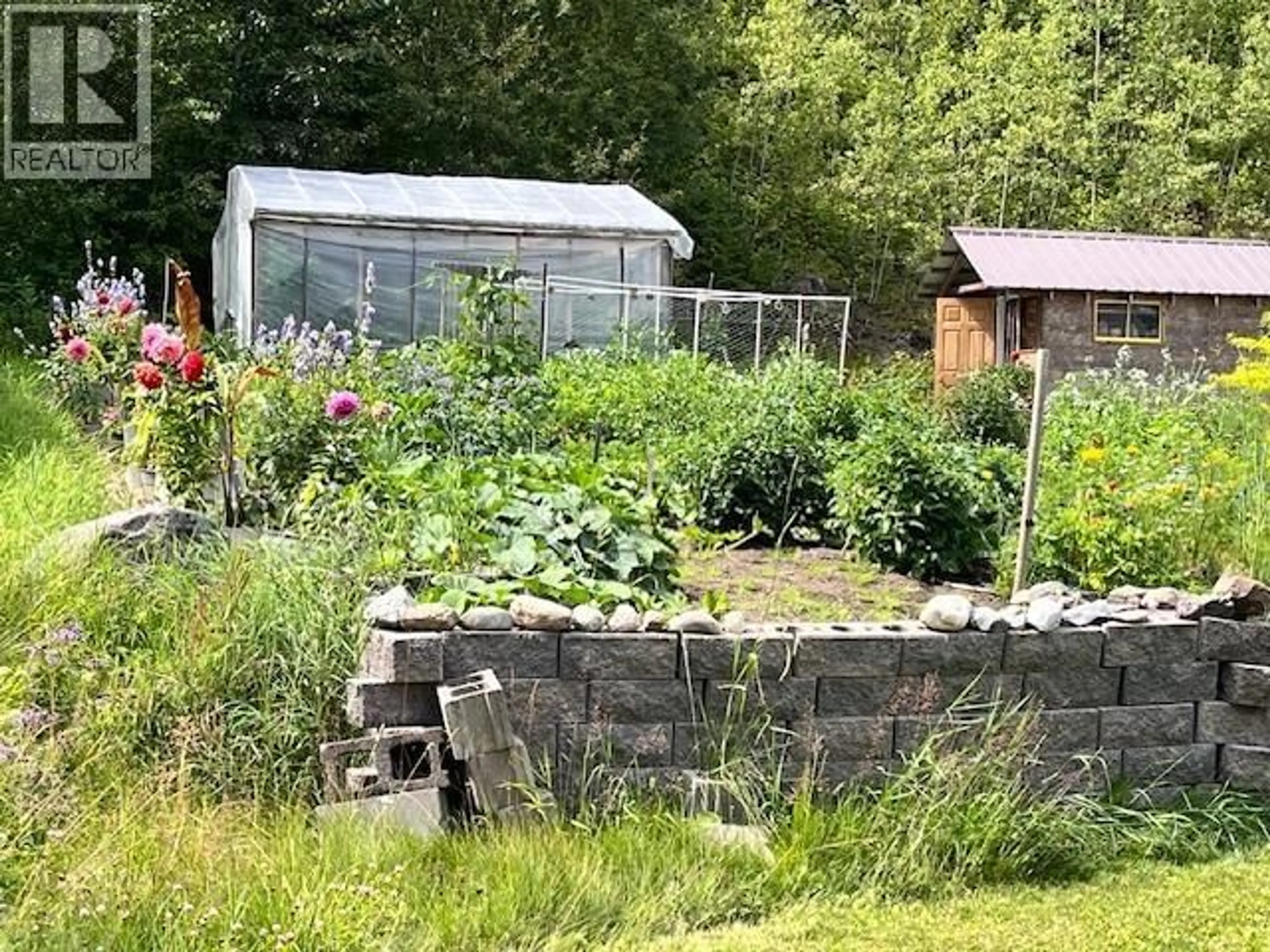 Shed for 18260 CINEMA ROAD, Hixon British Columbia V0K1S1