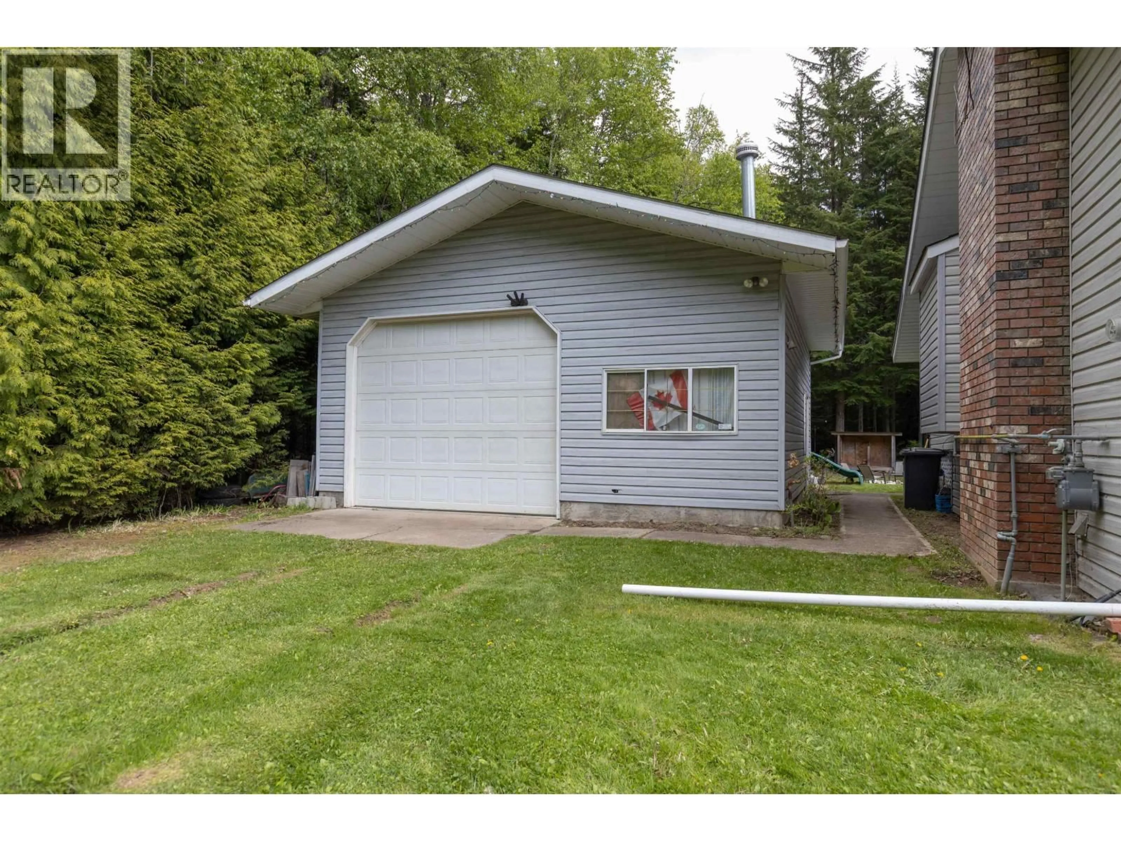 Unknown for 2190 CHURCHILL DRIVE, Thornhill British Columbia V8G0E8