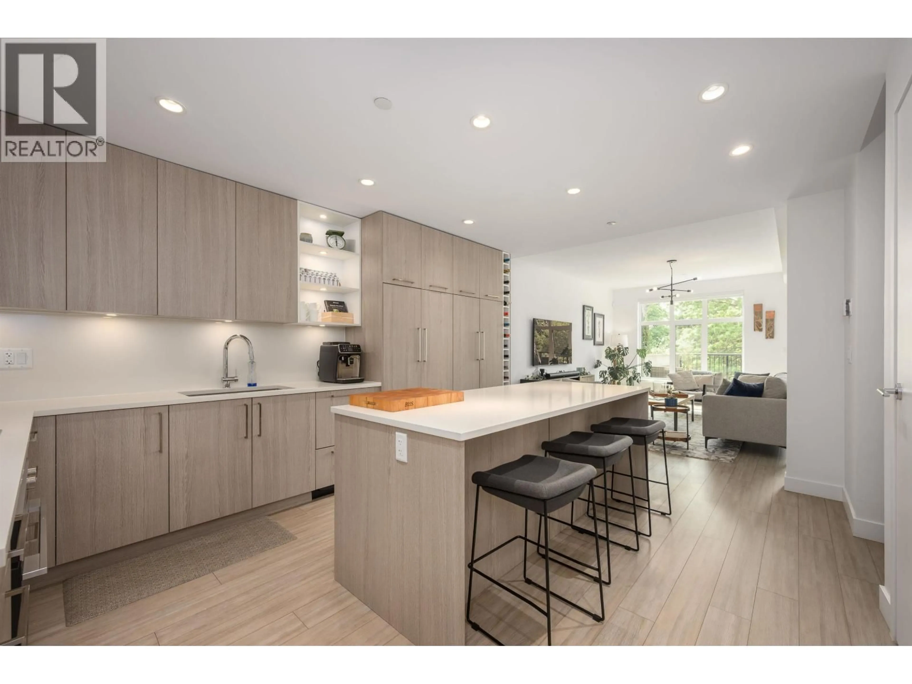 Open concept kitchen, unknown for 108 - 733 3RD STREET, North Vancouver British Columbia V7L1G8