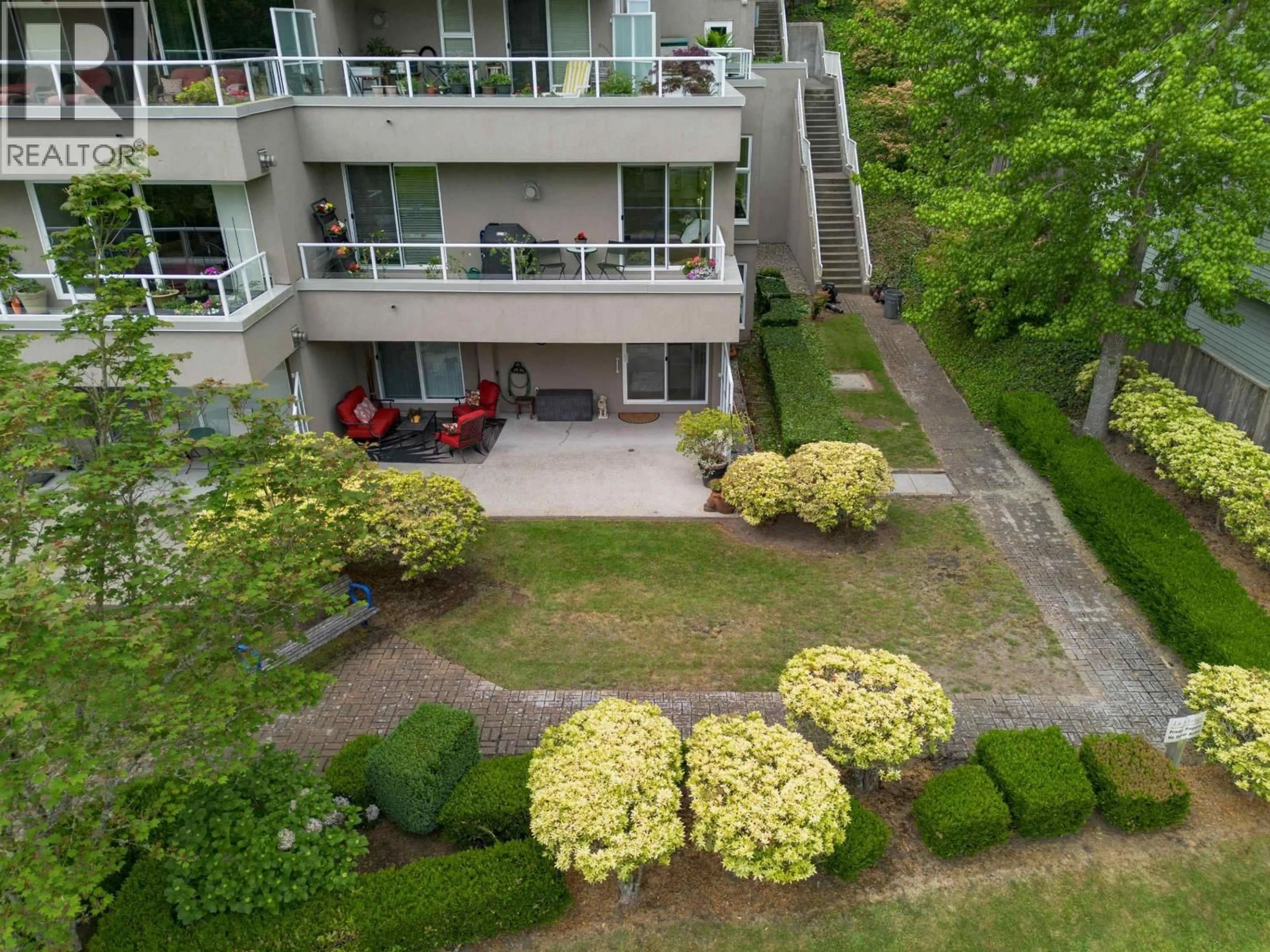 A pic from outside/outdoor area/front of a property/back of a property/a pic from drone, city buildings view from balcony for 104 - 1400 VIEW CRESCENT, Tsawwassen British Columbia V4L1Z1