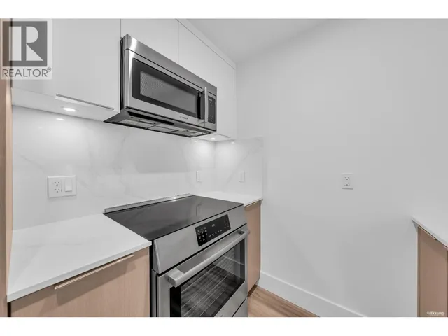 104 - 2250 1ST AVENUE, Vancouver 5