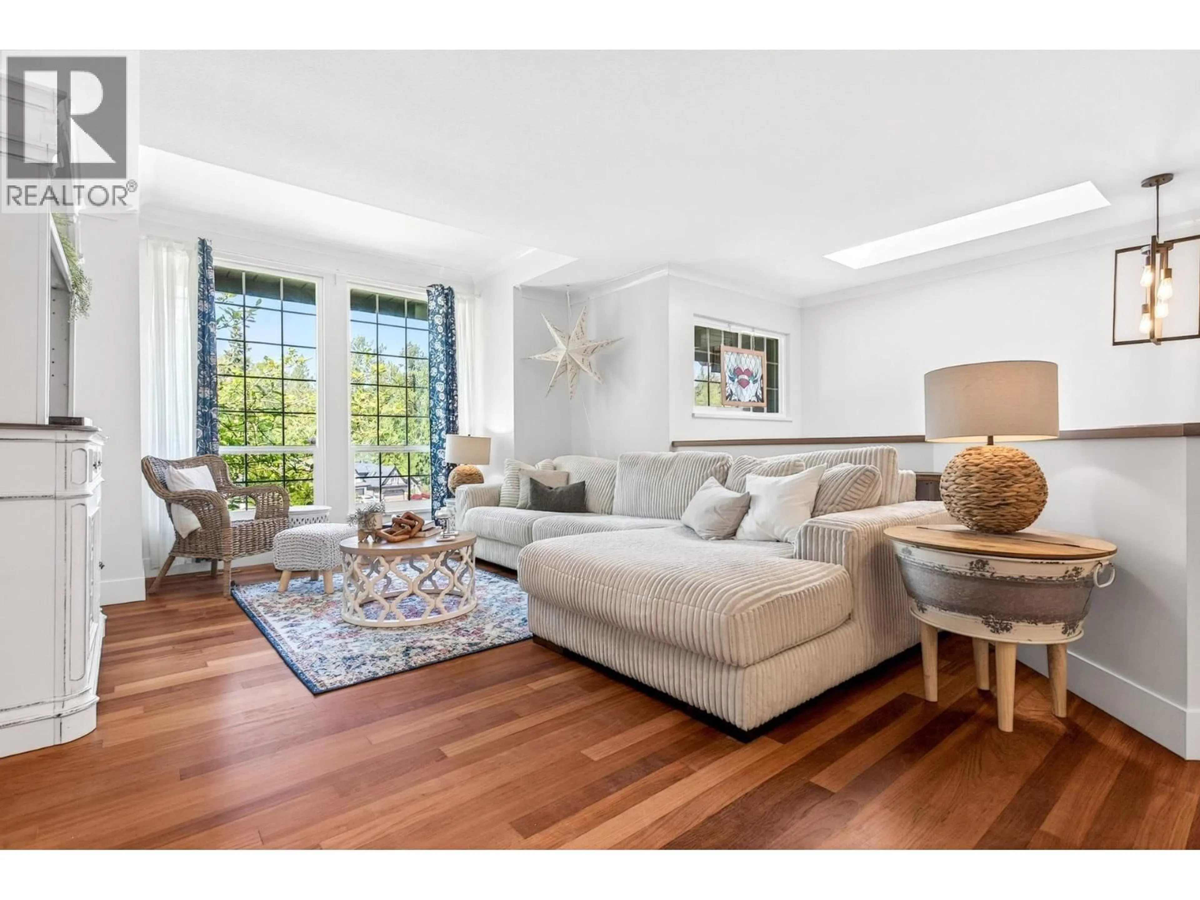 Living room with furniture, wood/laminate floor for 23594 108 AVENUE, Maple Ridge British Columbia V2W1B1