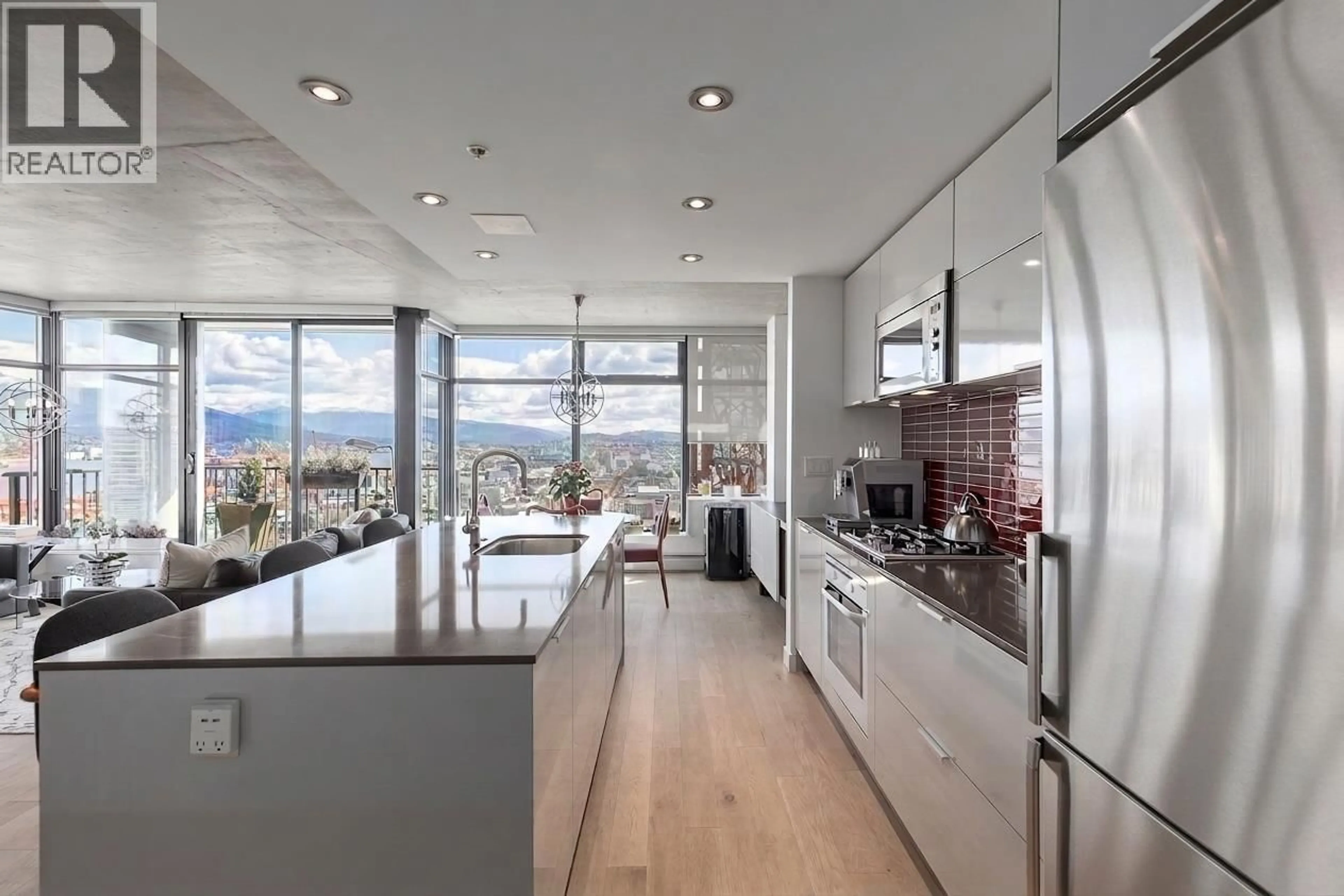 Contemporary kitchen, unknown for 2903 - 128 CORDOVA STREET, Vancouver British Columbia V6B0E5