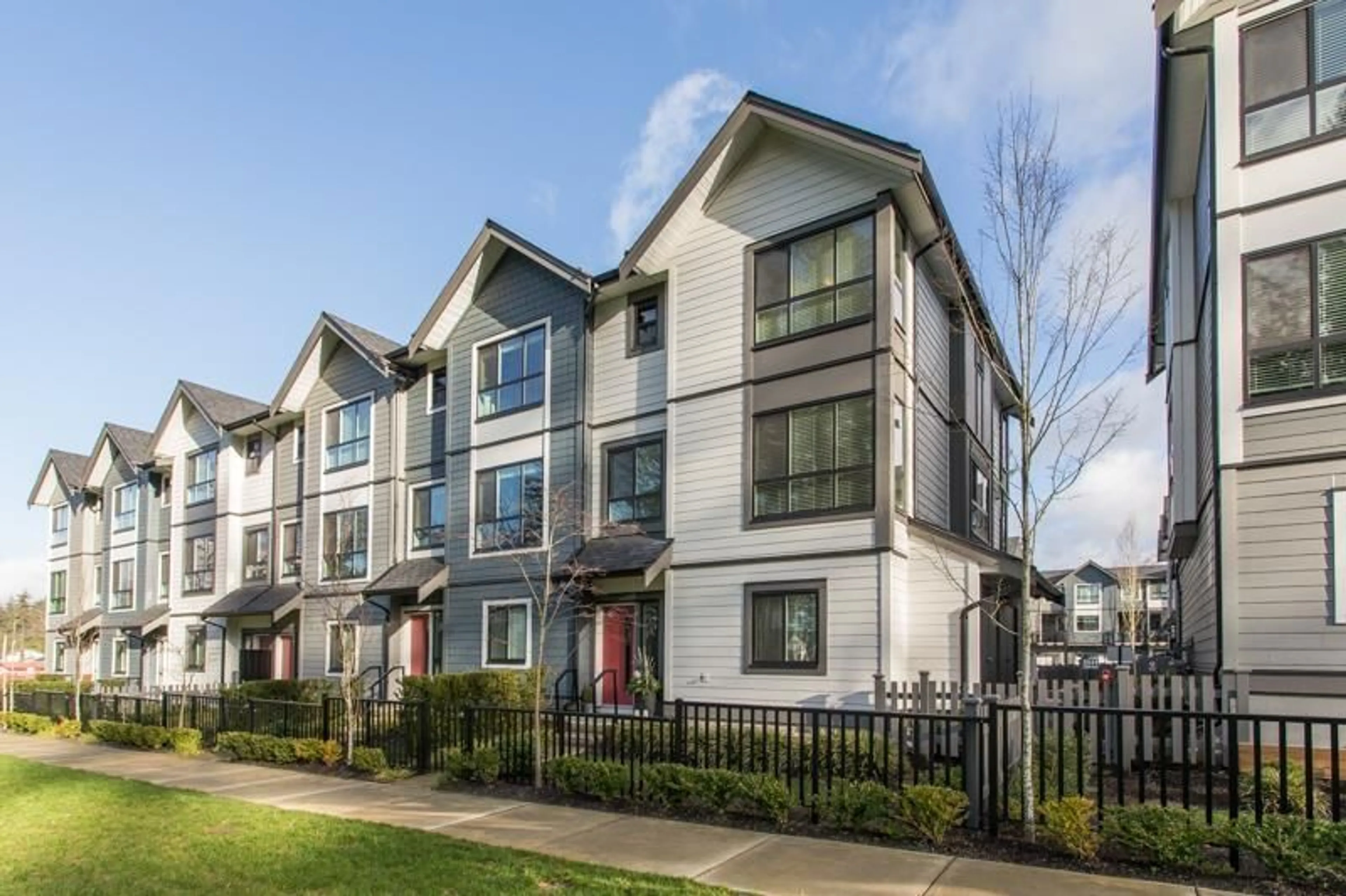 Home with vinyl exterior material, street for 36 - 16760 25 AVENUE, Surrey British Columbia V3Z0W4