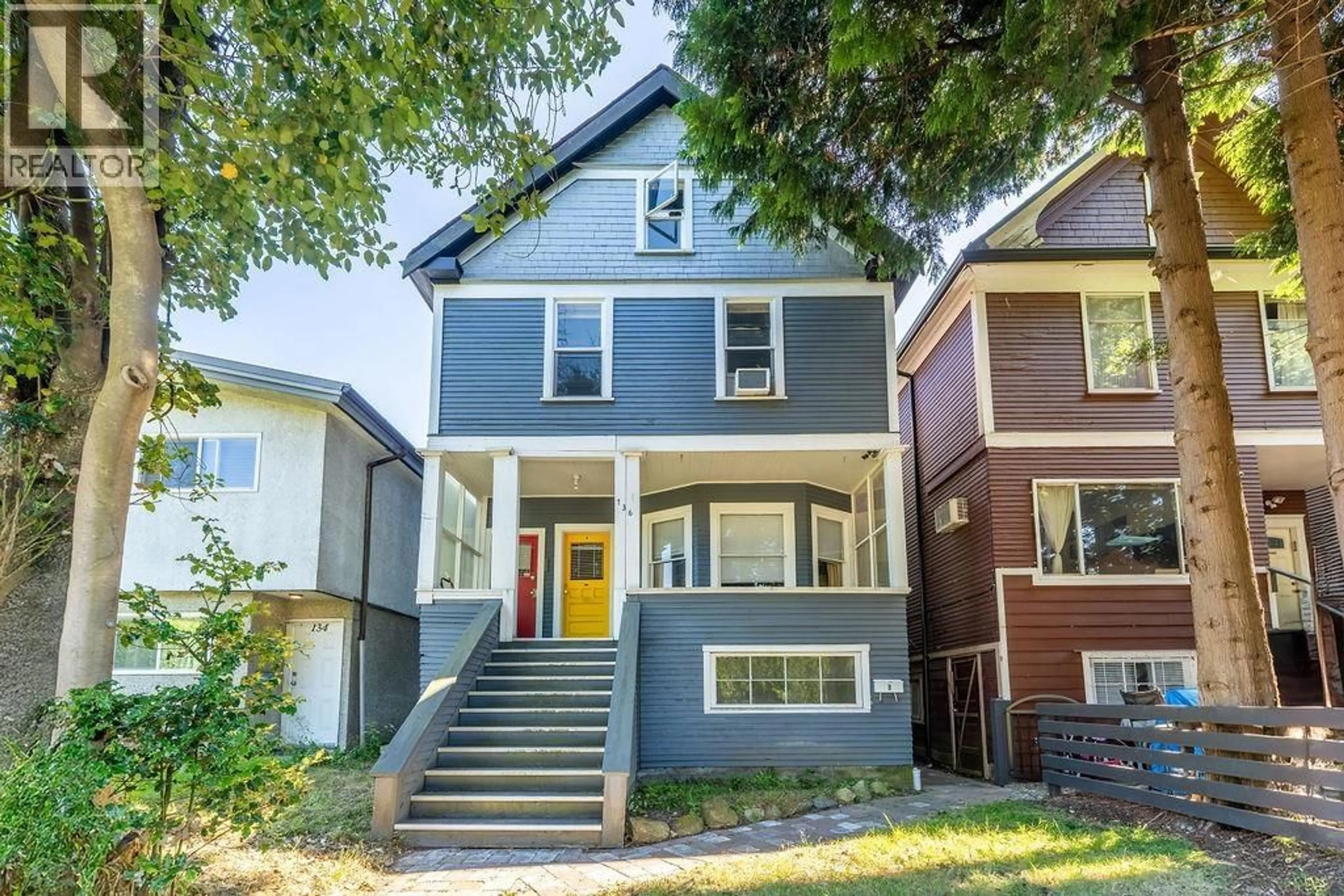 Home with brick exterior material, street for 136 12TH AVENUE, Vancouver British Columbia V5Y1T7