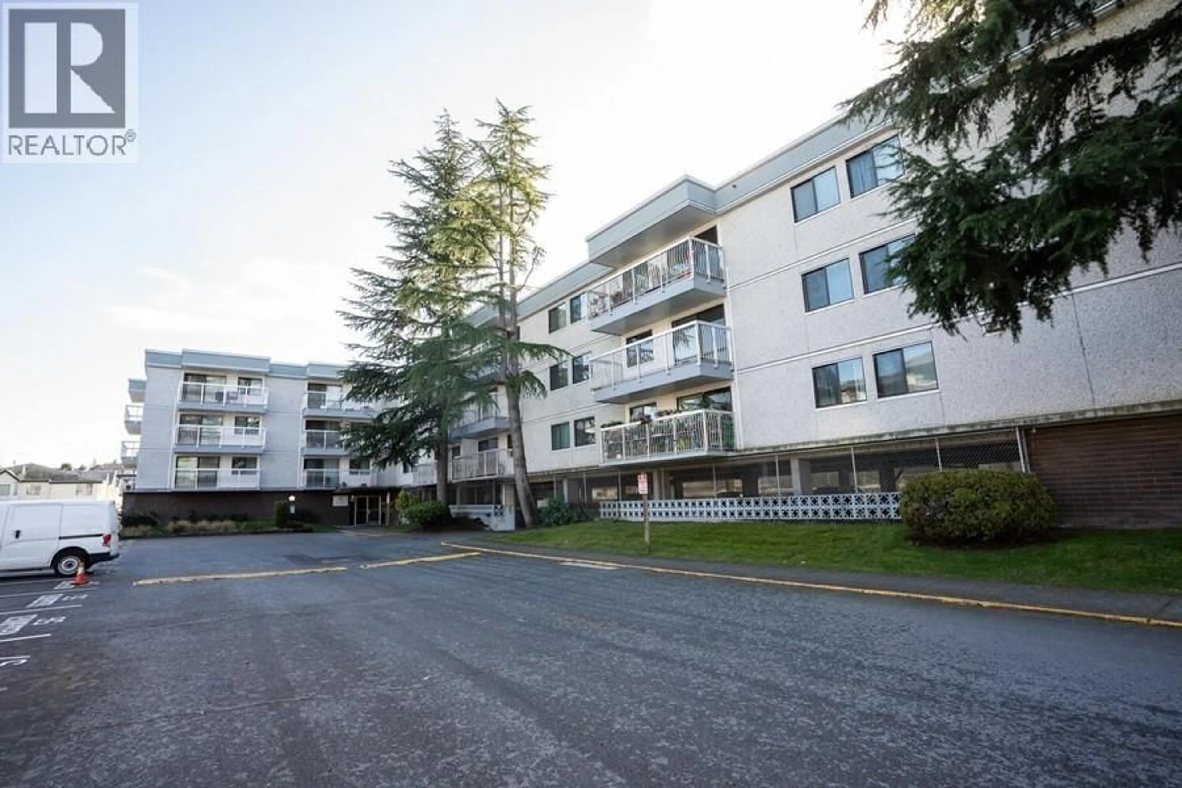 Patio, unknown for 110 - 6420 BUSWELL STREET, Richmond British Columbia V6Y2G3