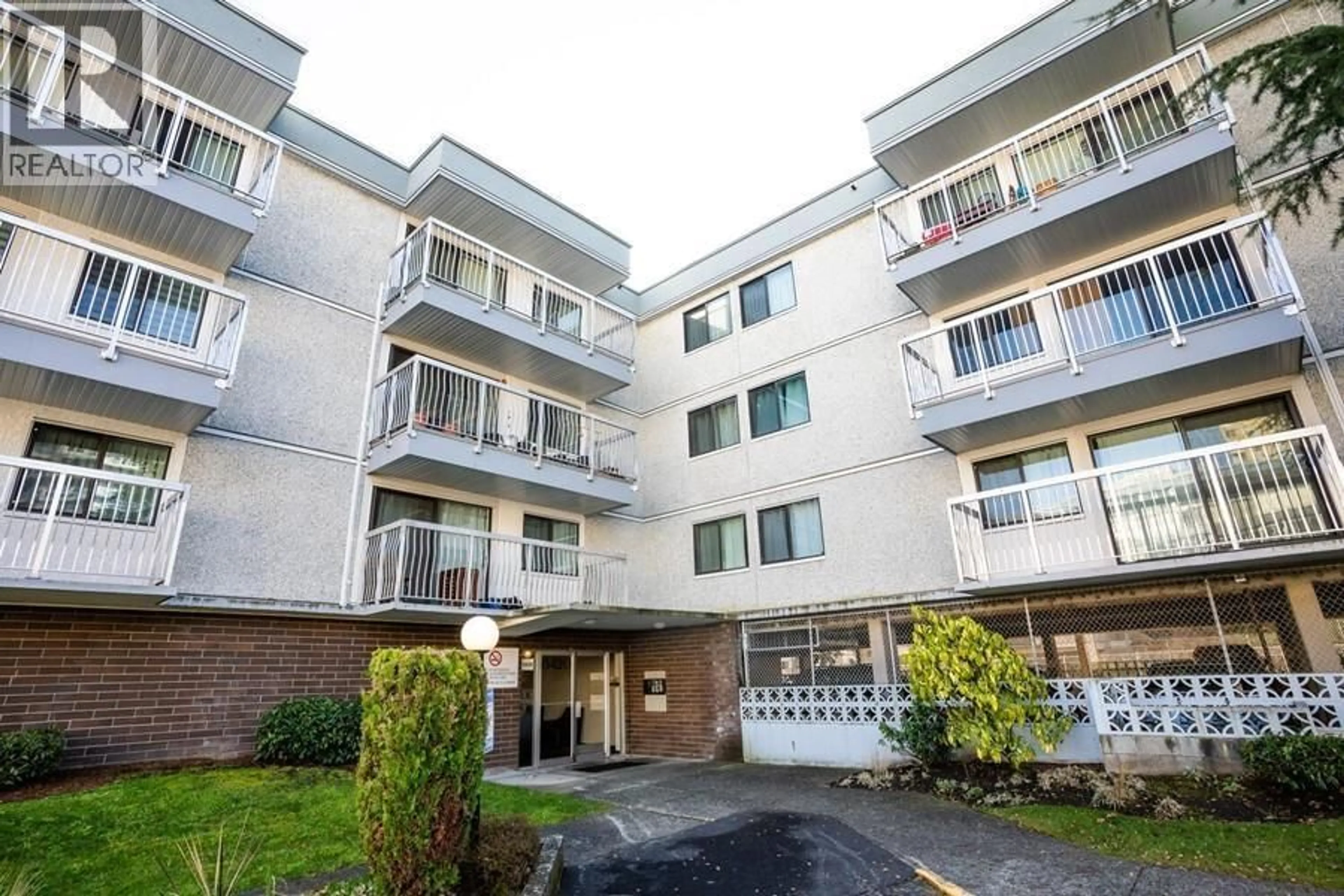 Patio, unknown for 110 - 6420 BUSWELL STREET, Richmond British Columbia V6Y2G3
