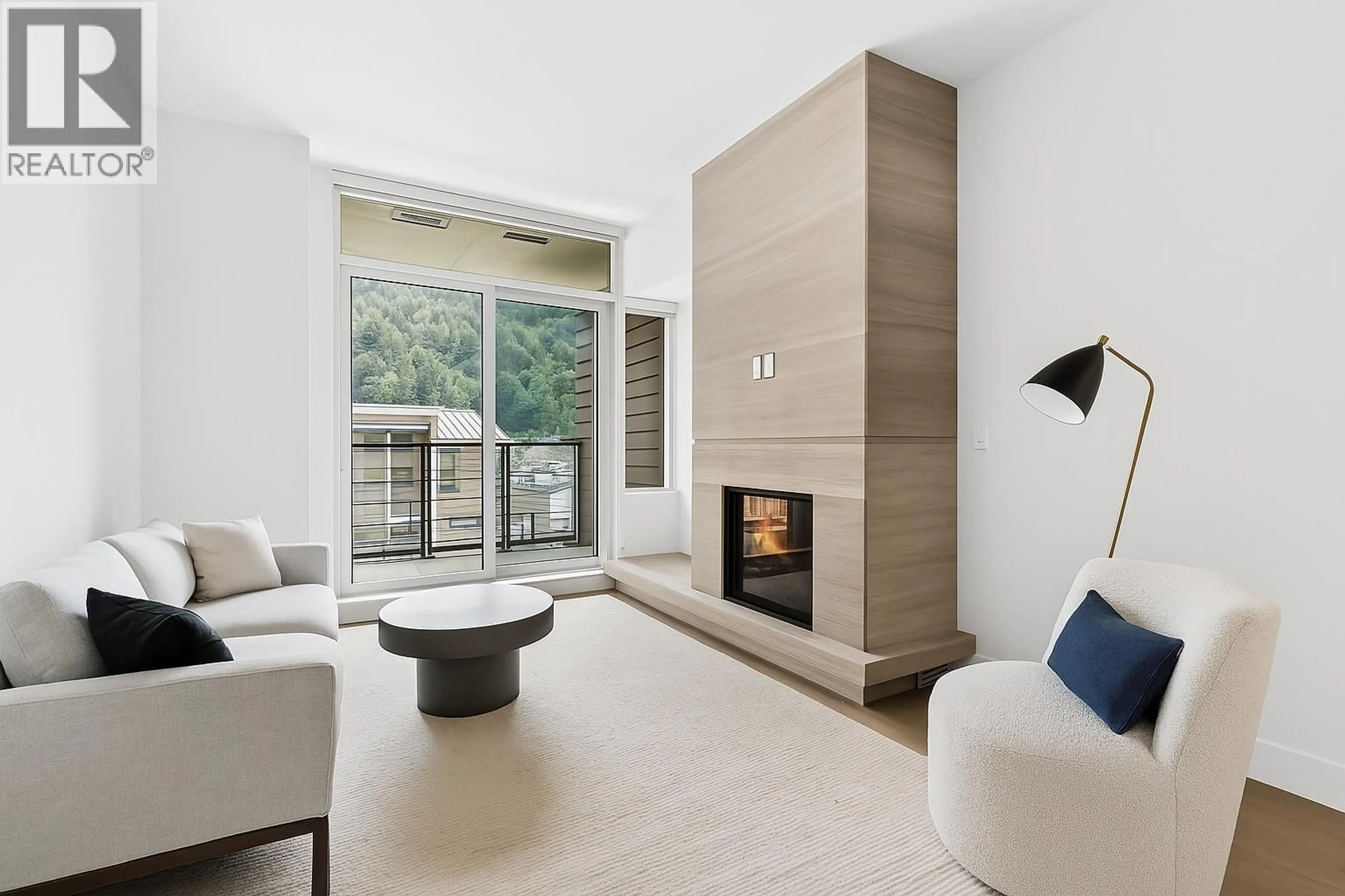 Living room with furniture, unknown for 405 - 6687 NELSON AVENUE, West Vancouver British Columbia V7W2B2