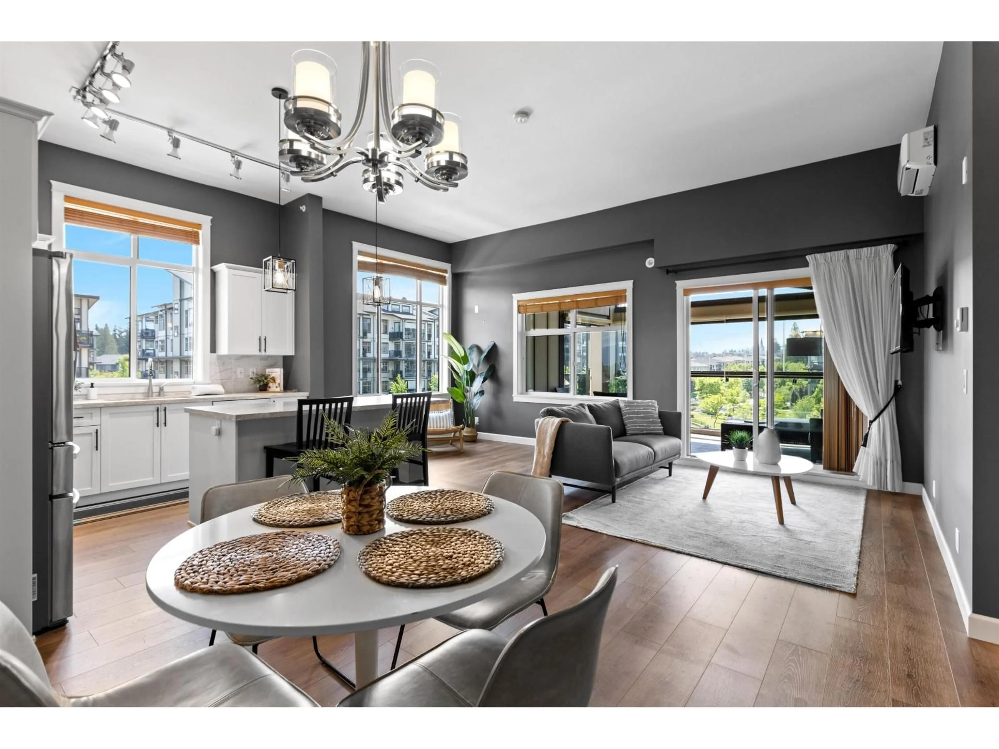 Open concept kitchen, unknown for 608 - 20290 86 AVENUE, Langley British Columbia V2Y3L4