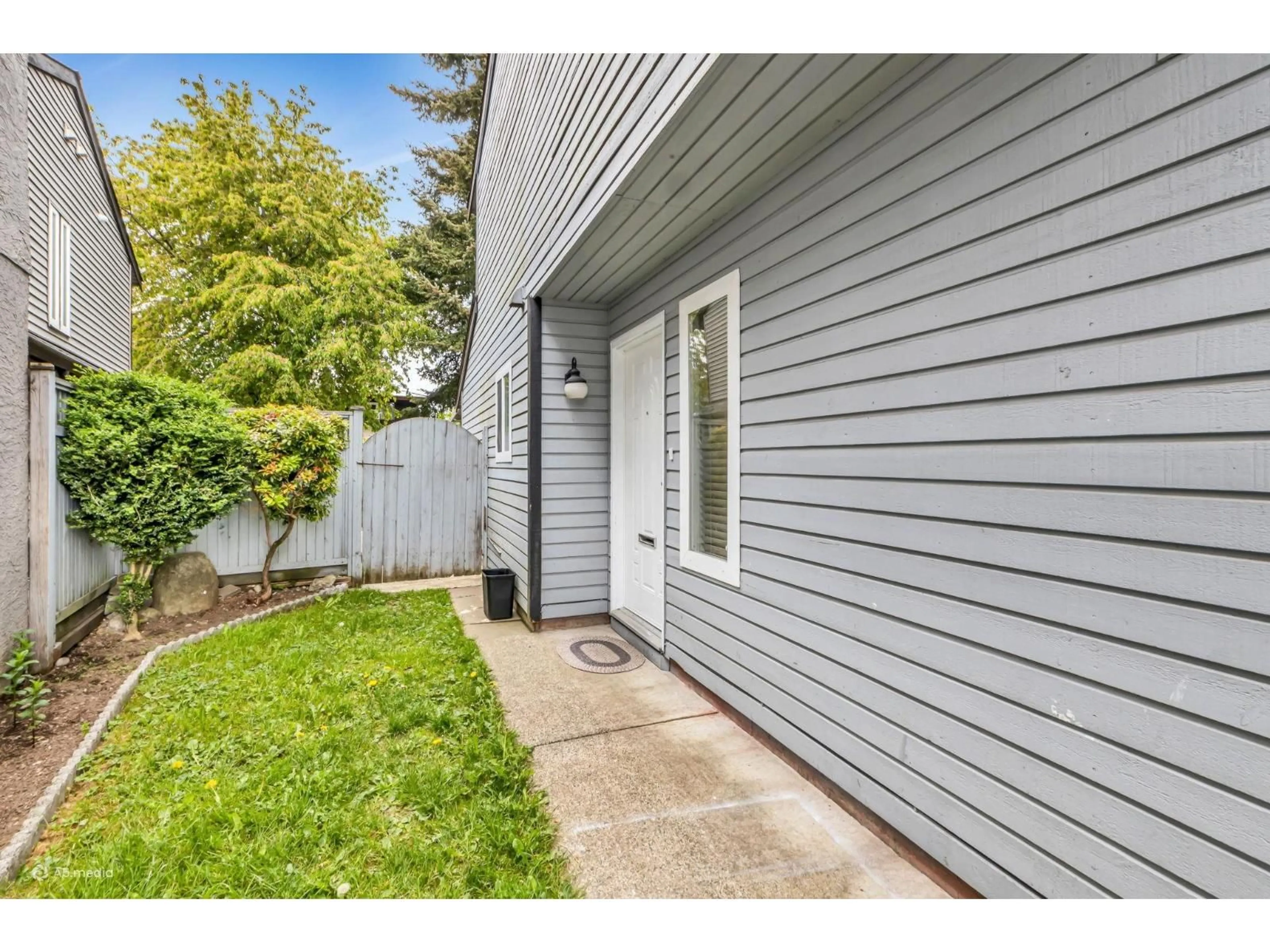 Unknown for 7368 PARKWOOD DRIVE, Surrey British Columbia V3W7G6