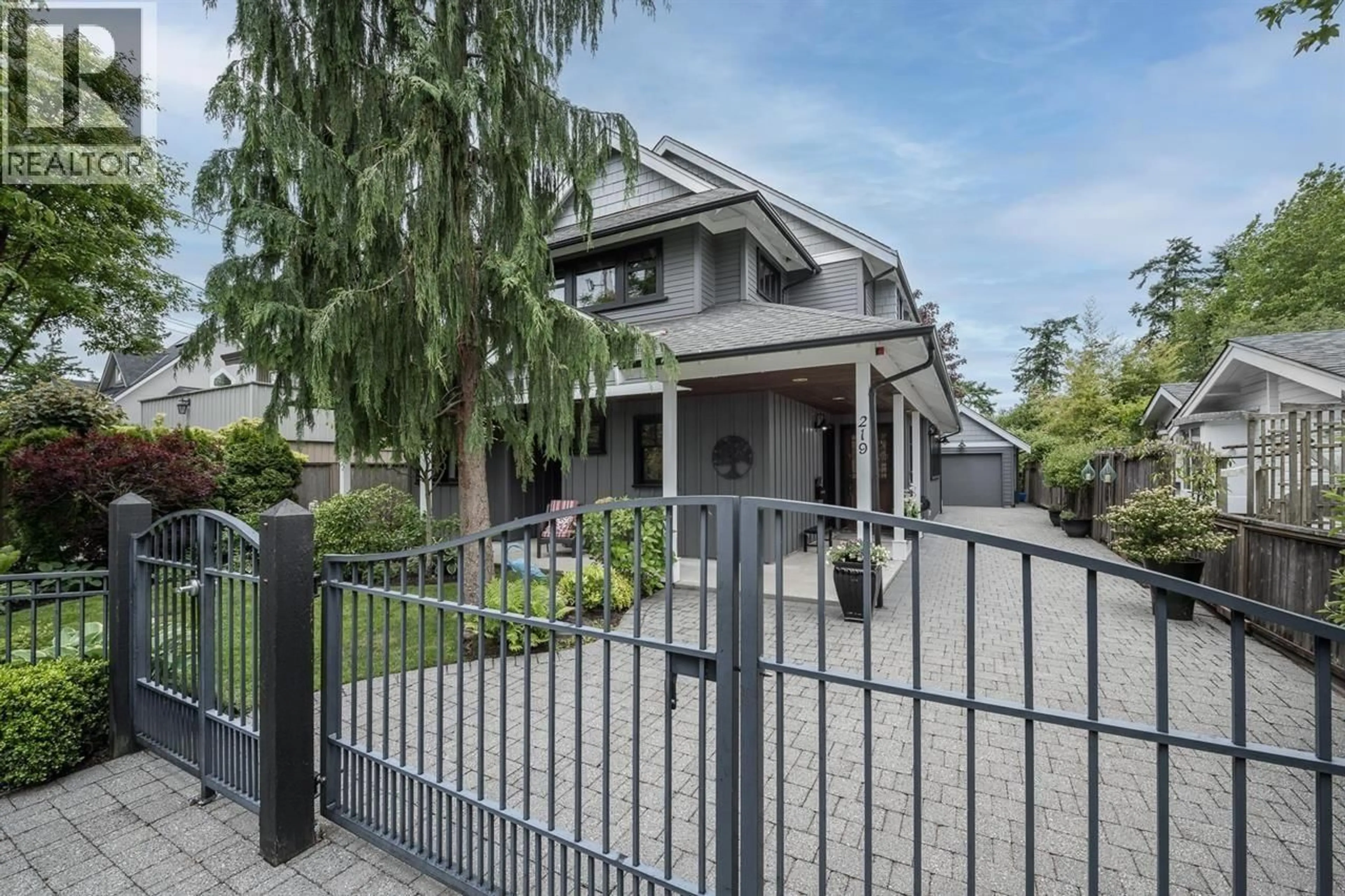 Unknown for 219 65B STREET, Delta British Columbia V4L1M9