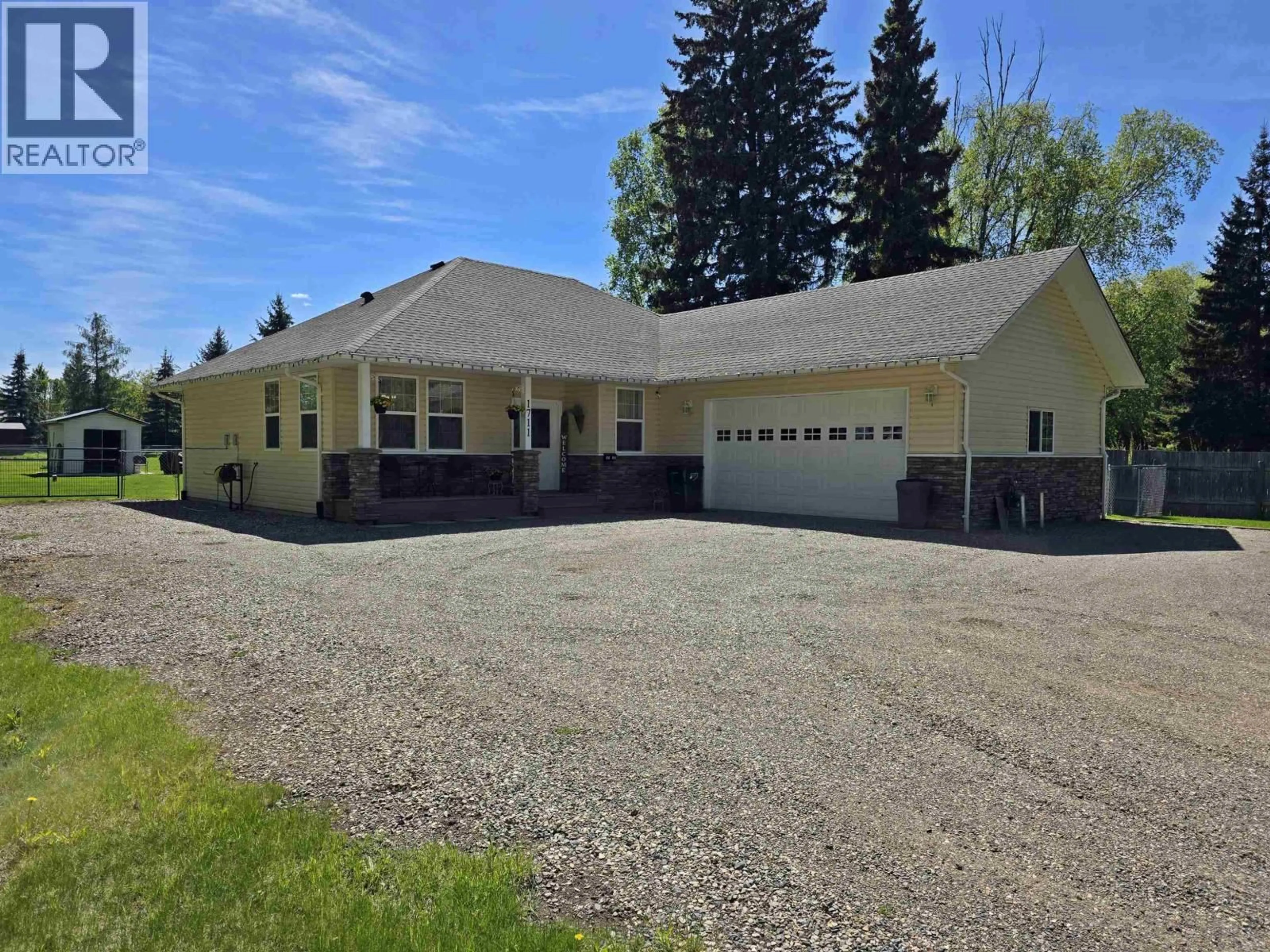 A pic from outside/outdoor area/front of a property/back of a property/a pic from drone, street for 1711 MAPLE DRIVE, Quesnel British Columbia V2J4A5