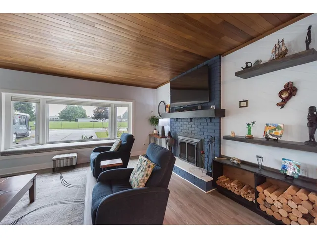 46781 PORTAGE AVENUE, Chilliwack 4