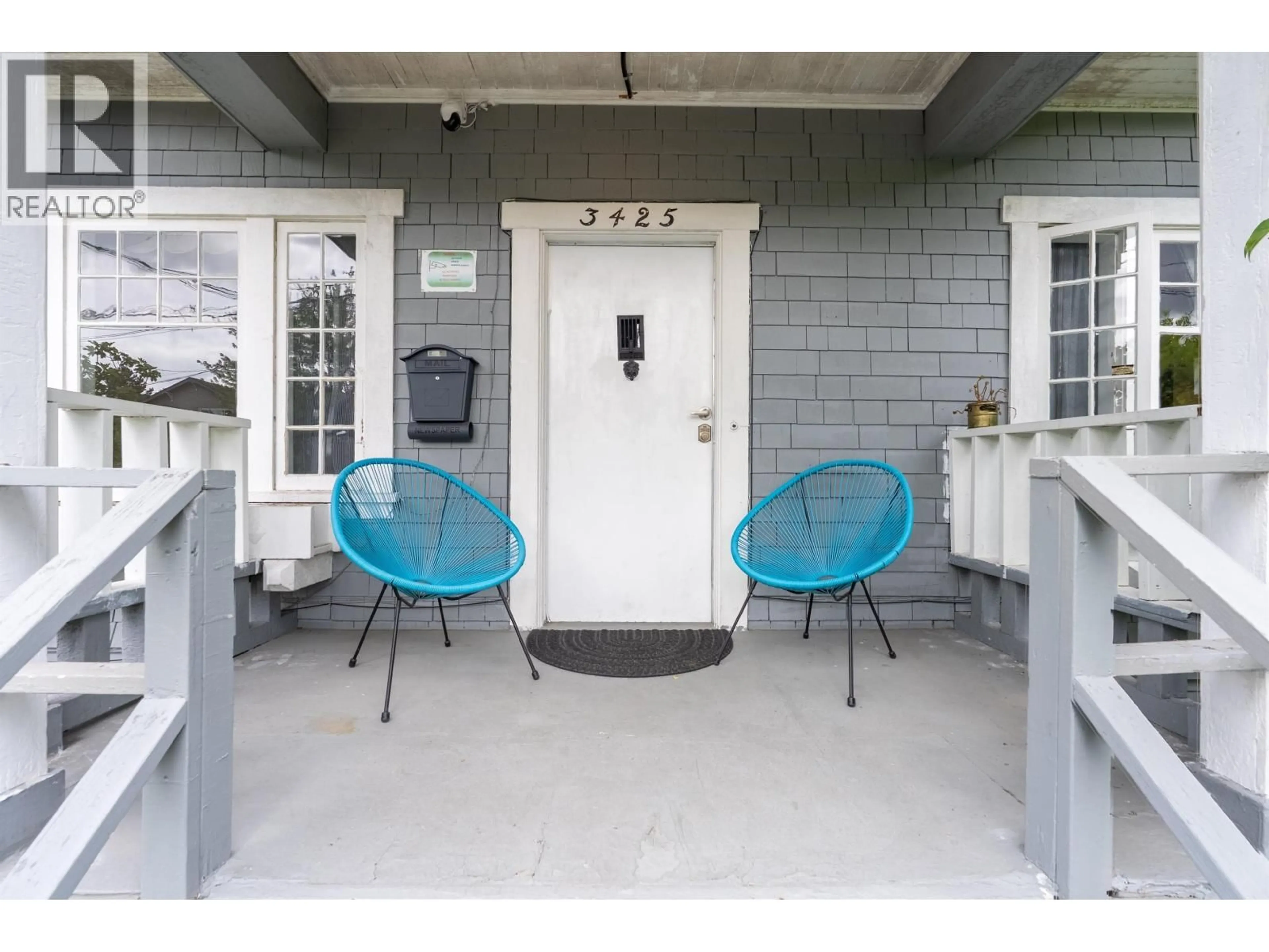 Patio, street for 3425 8TH AVENUE, Vancouver British Columbia V6R1Y6