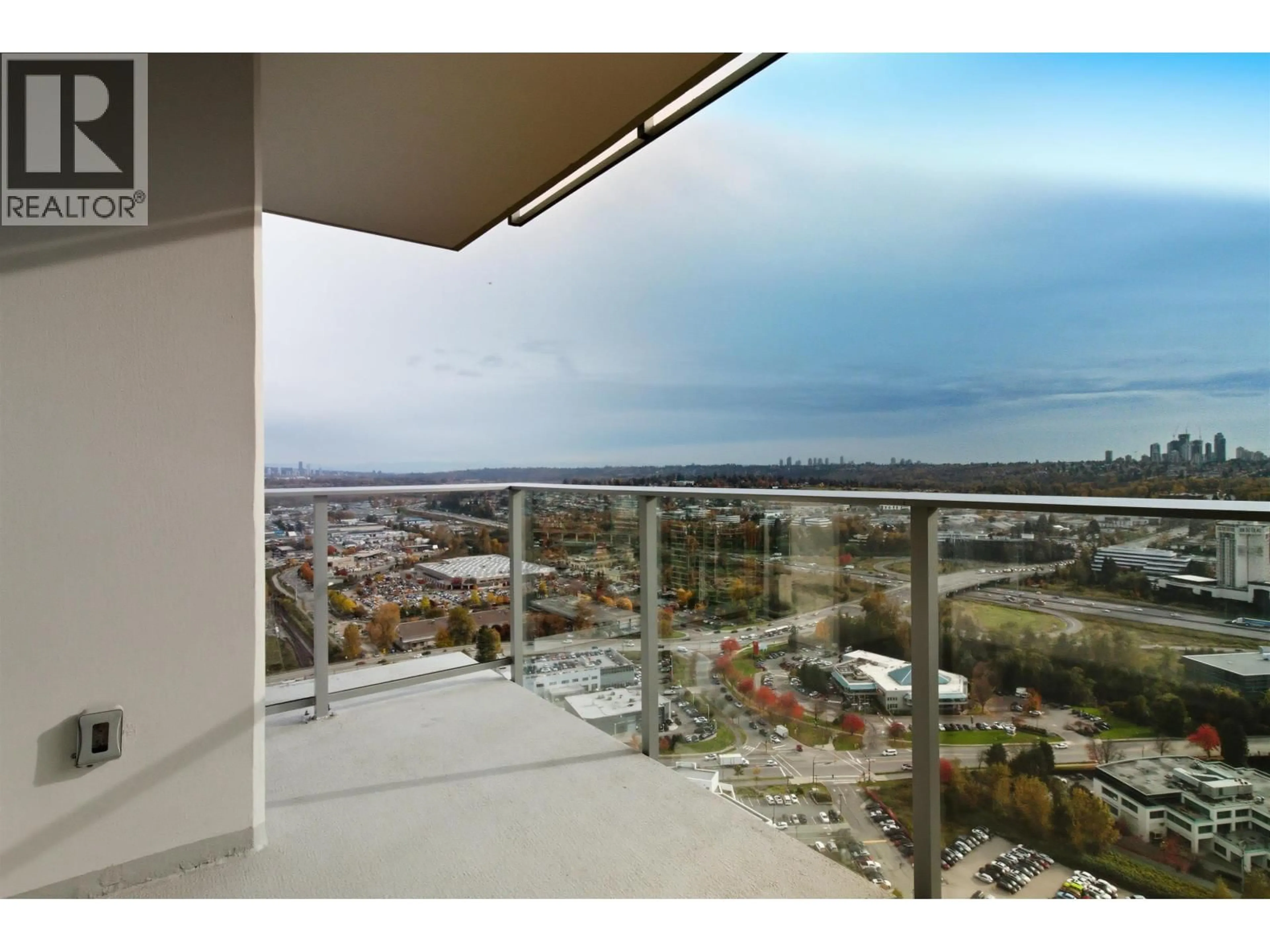 Unknown for 3801 - 2388 MADISON AVENUE, Burnaby British Columbia V5C0K8