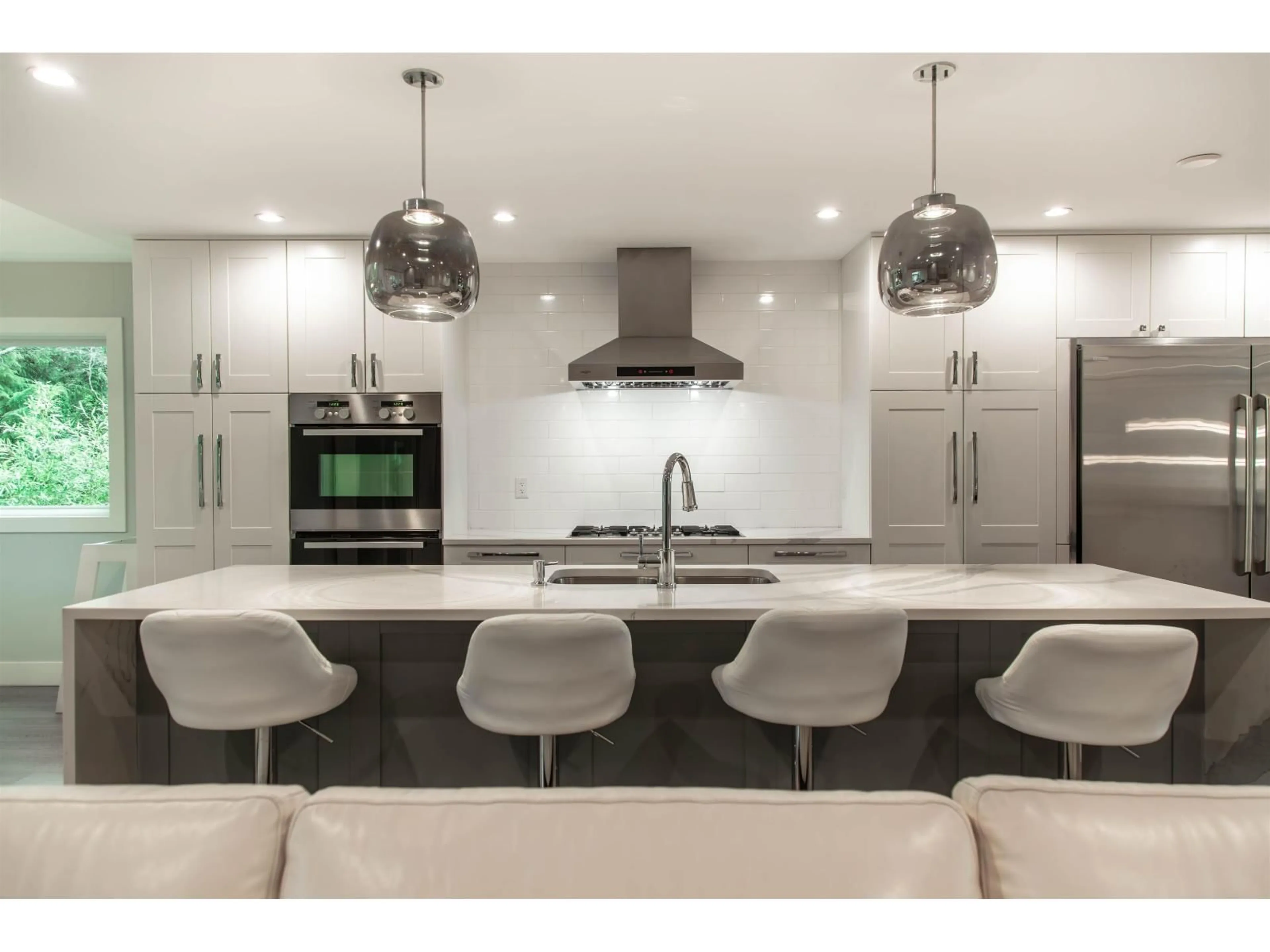 Contemporary kitchen, unknown for 2140 127A STREET, Surrey British Columbia V4A3S9