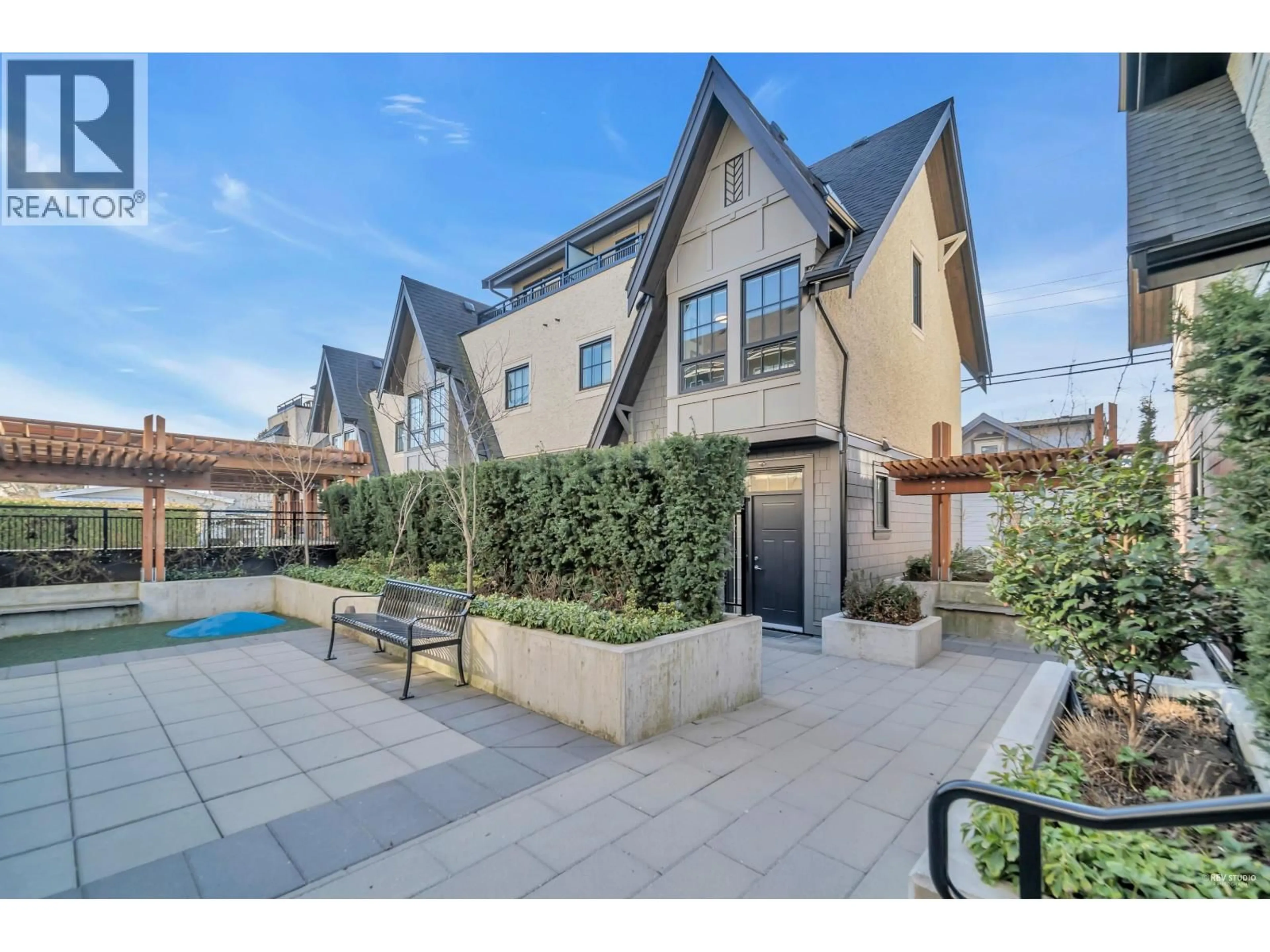 Unknown for 7901 OAK STREET, Vancouver British Columbia V6P4A6