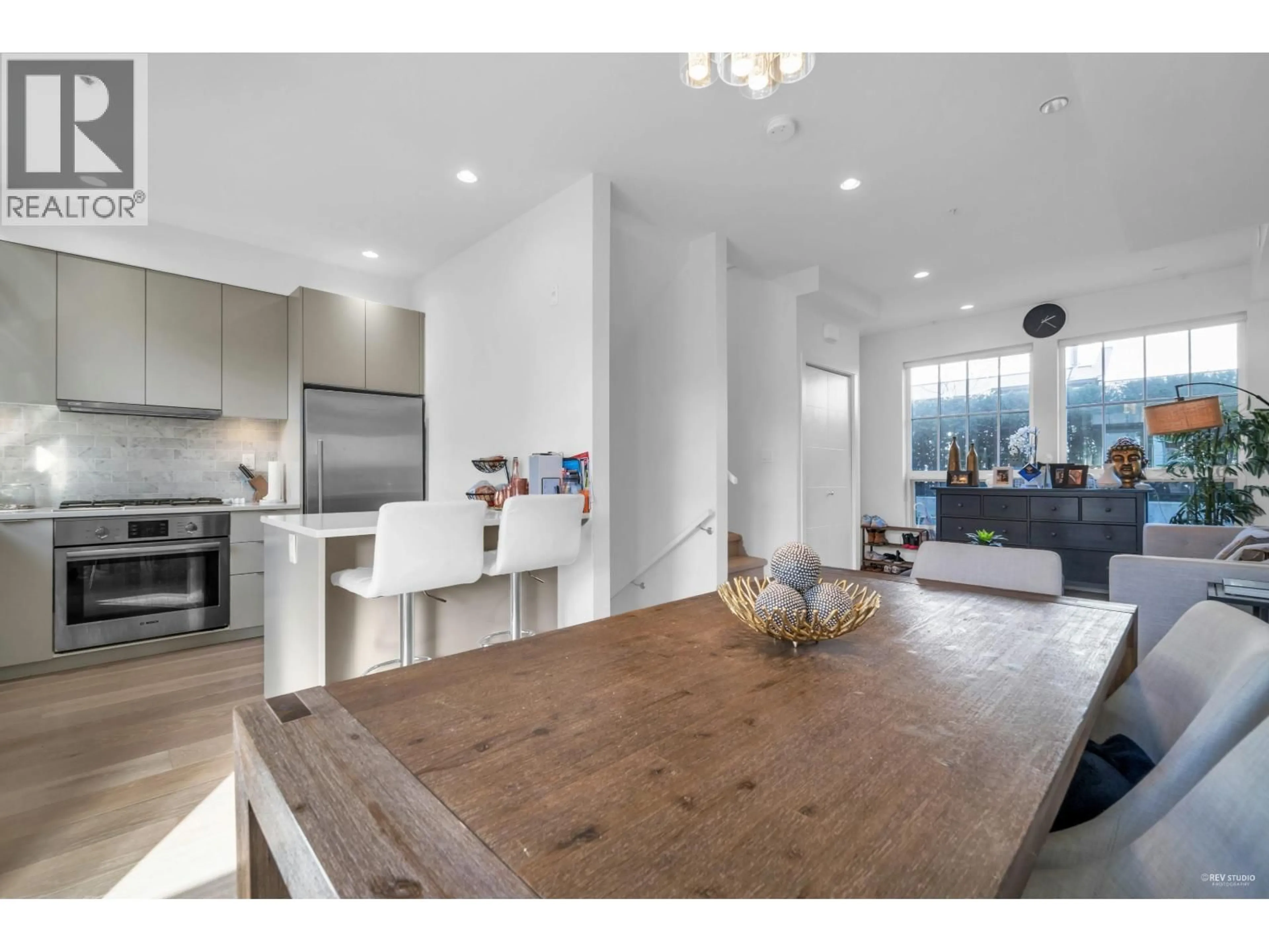 Open concept kitchen, unknown for 7901 OAK STREET, Vancouver British Columbia V6P4A6