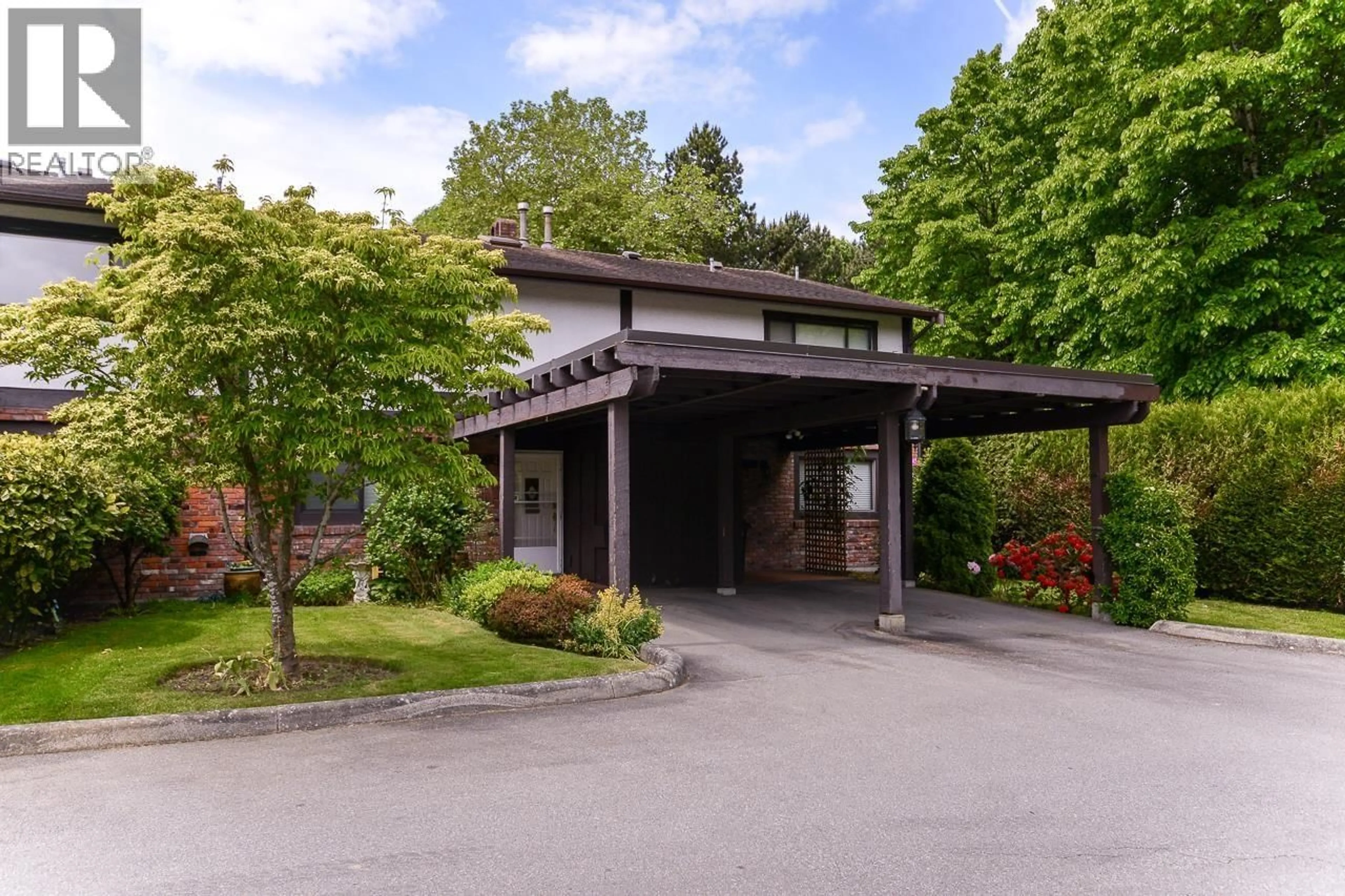 Indoor foyer for 2 - 10771 MORTFIELD ROAD, Richmond British Columbia V7A2W1