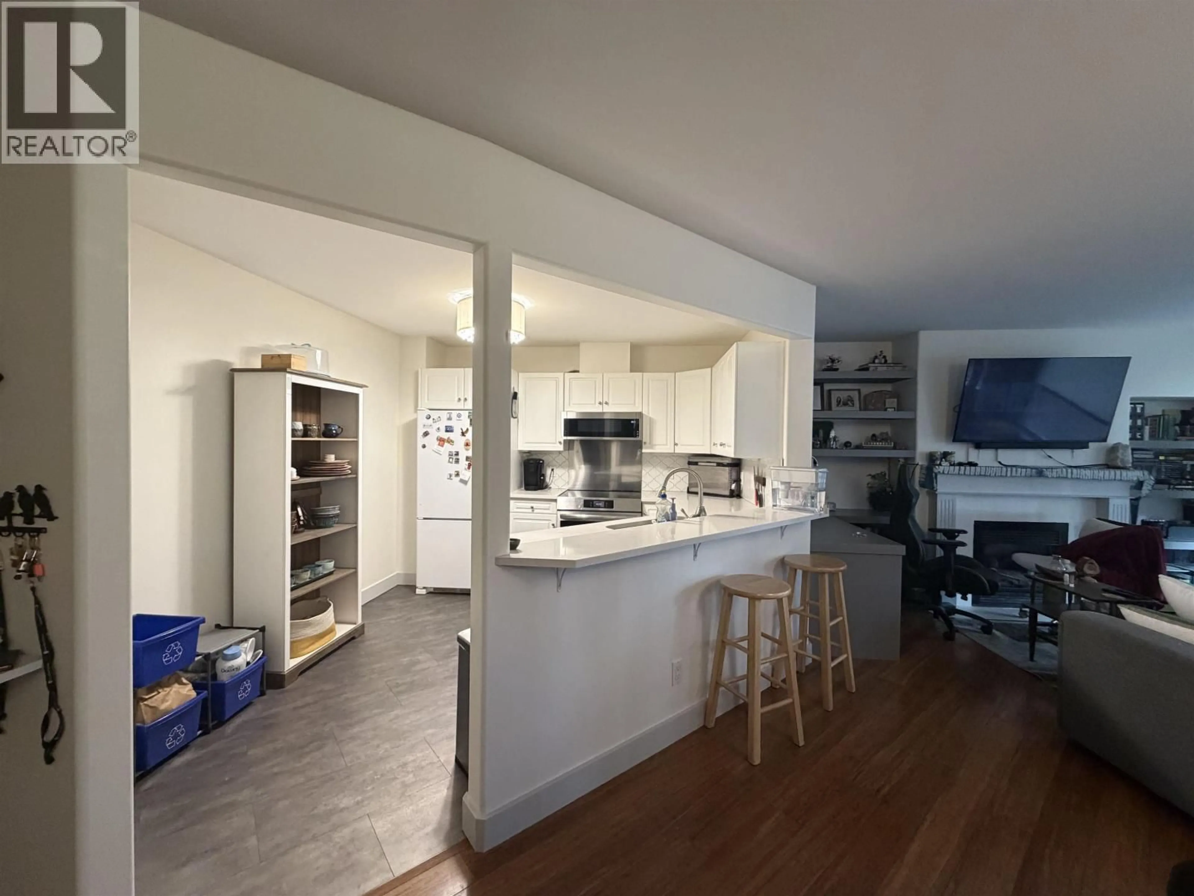 Open concept kitchen, unknown for 101 - 2055 INGLEDEW STREET, Prince George British Columbia V2L5S1