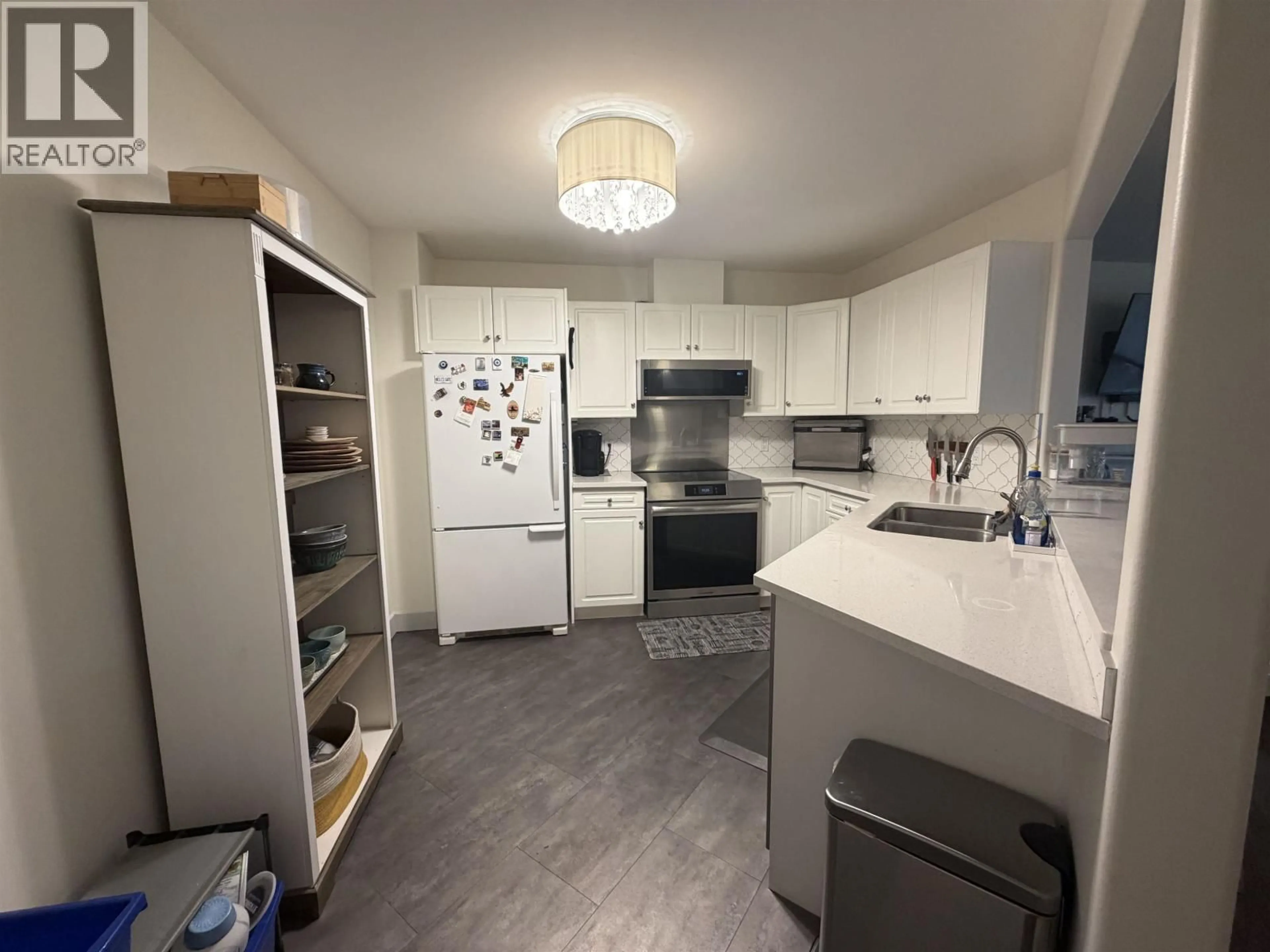 Standard kitchen, unknown for 101 - 2055 INGLEDEW STREET, Prince George British Columbia V2L5S1
