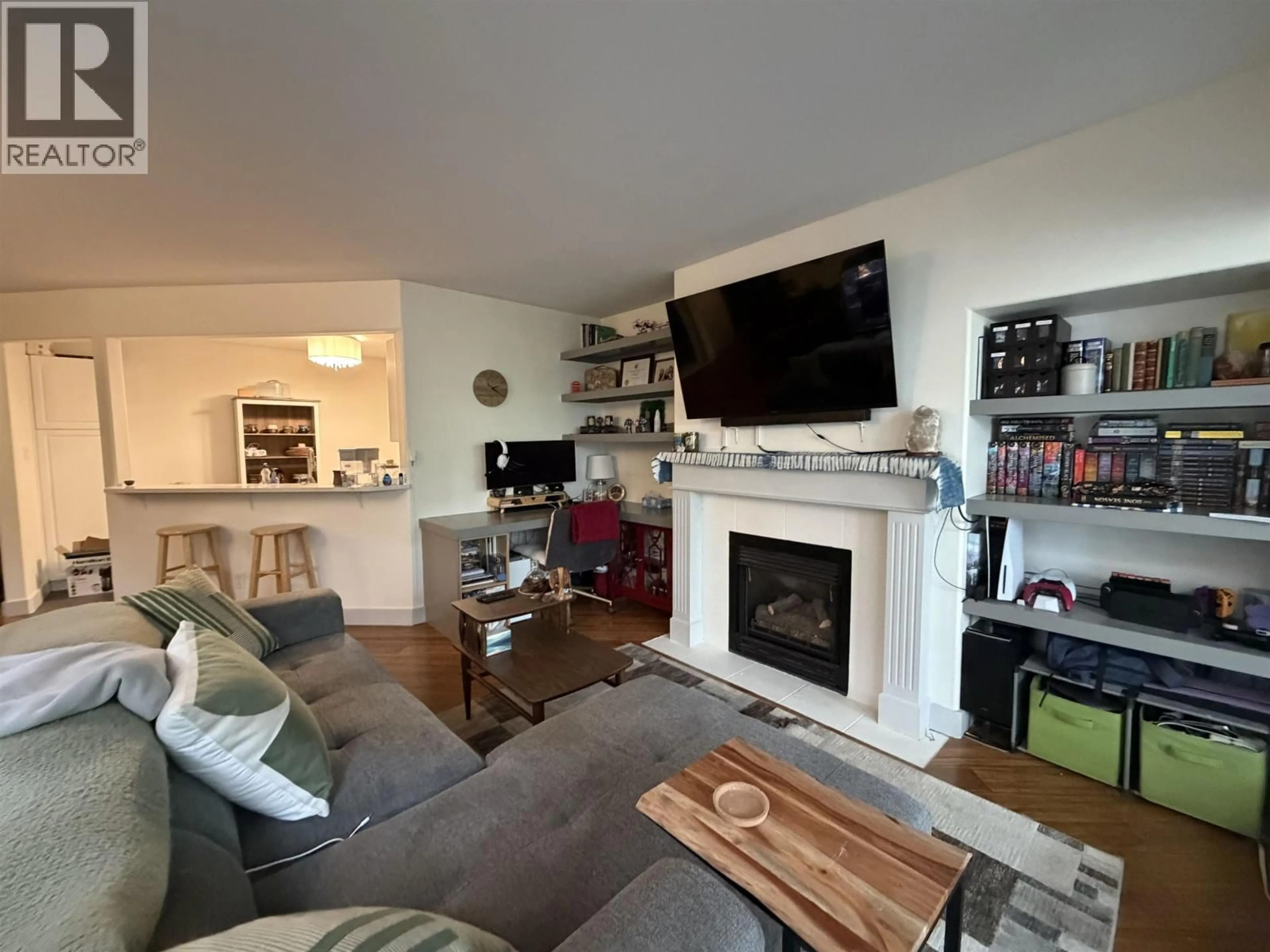 Living room with furniture, unknown for 101 - 2055 INGLEDEW STREET, Prince George British Columbia V2L5S1