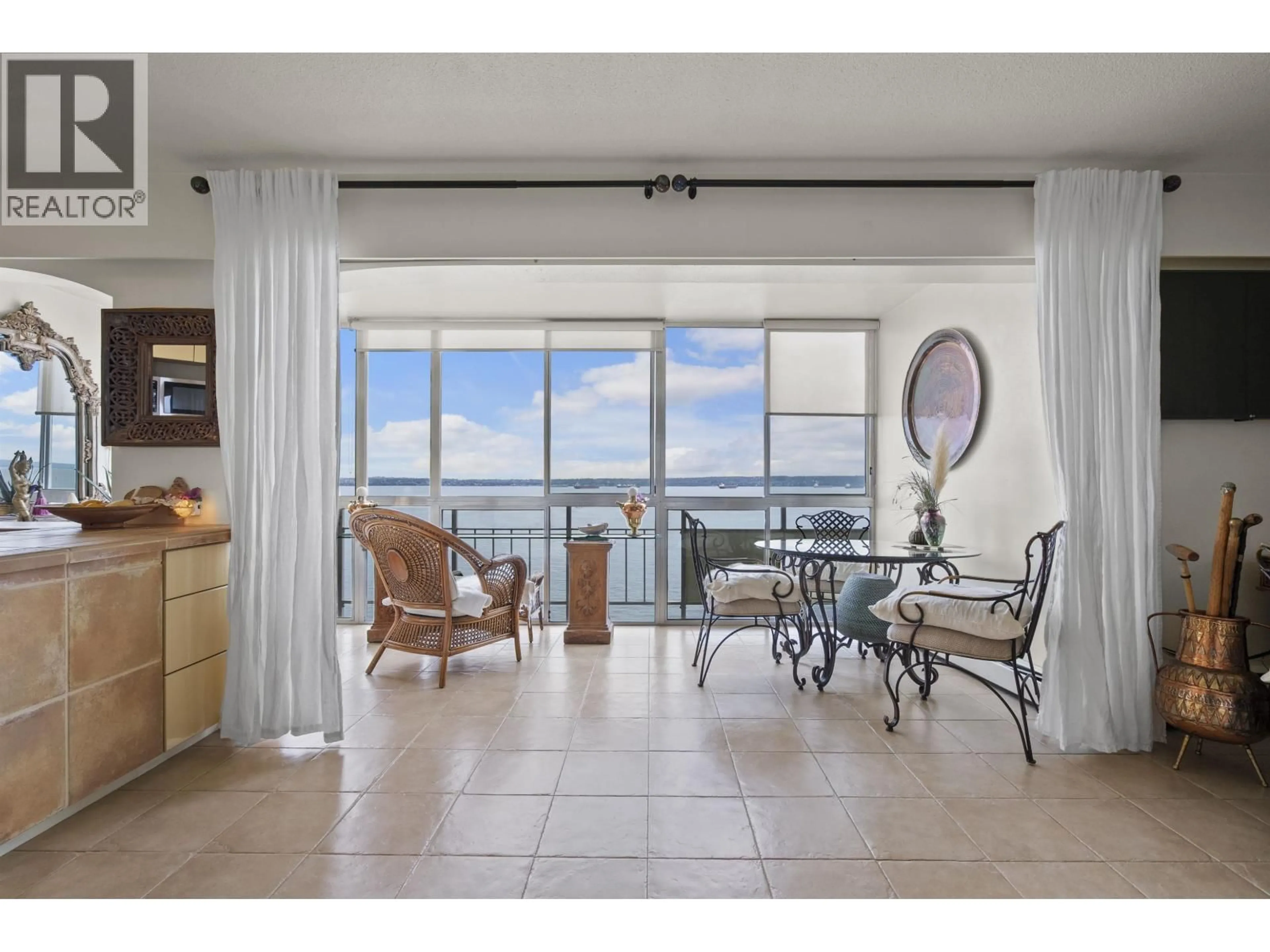 Unknown for 1006 - 150 24TH STREET, West Vancouver British Columbia V7V4G8