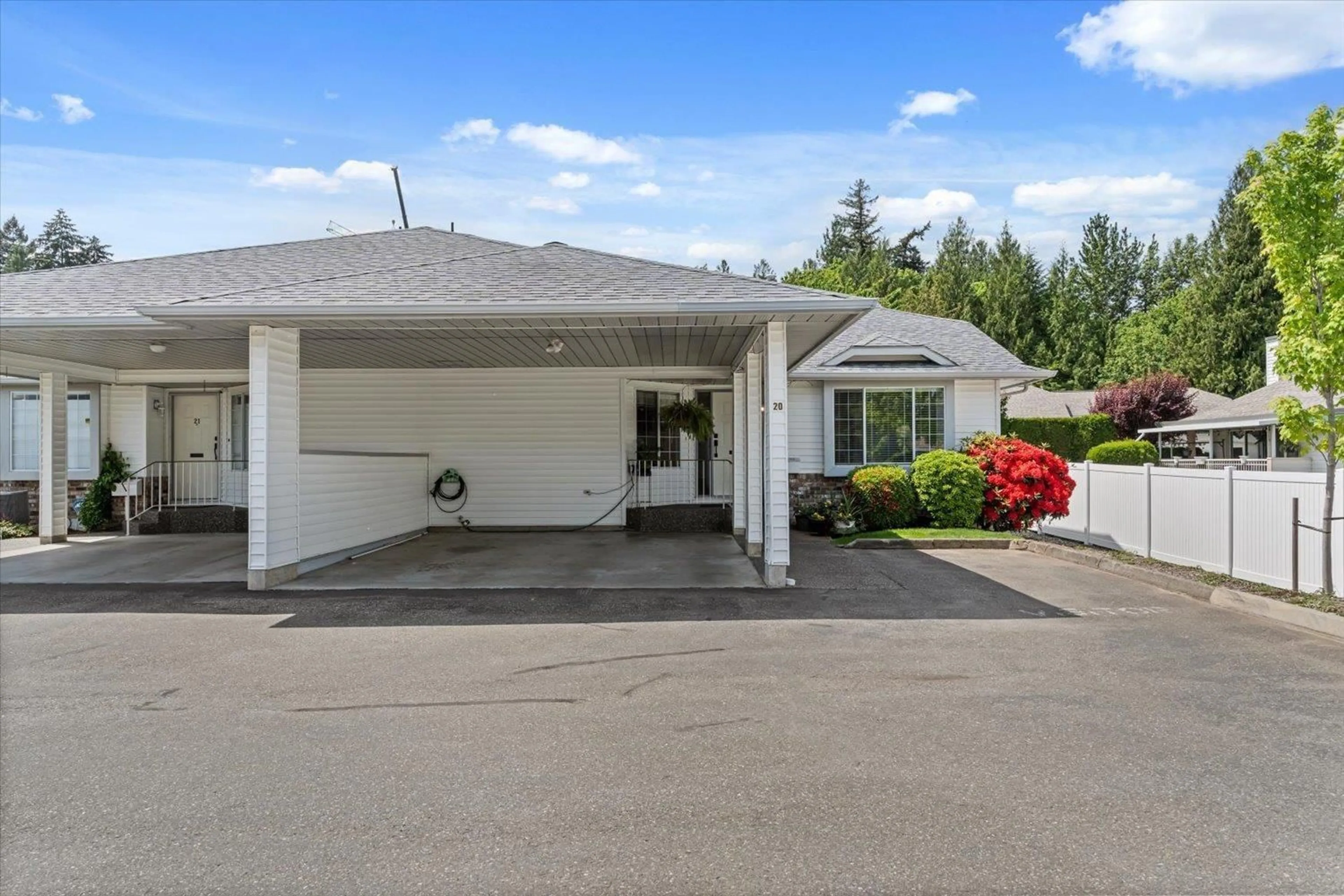 Unknown for 20 - 3055 TRAFALGAR STREET, Abbotsford British Columbia V2S7X8