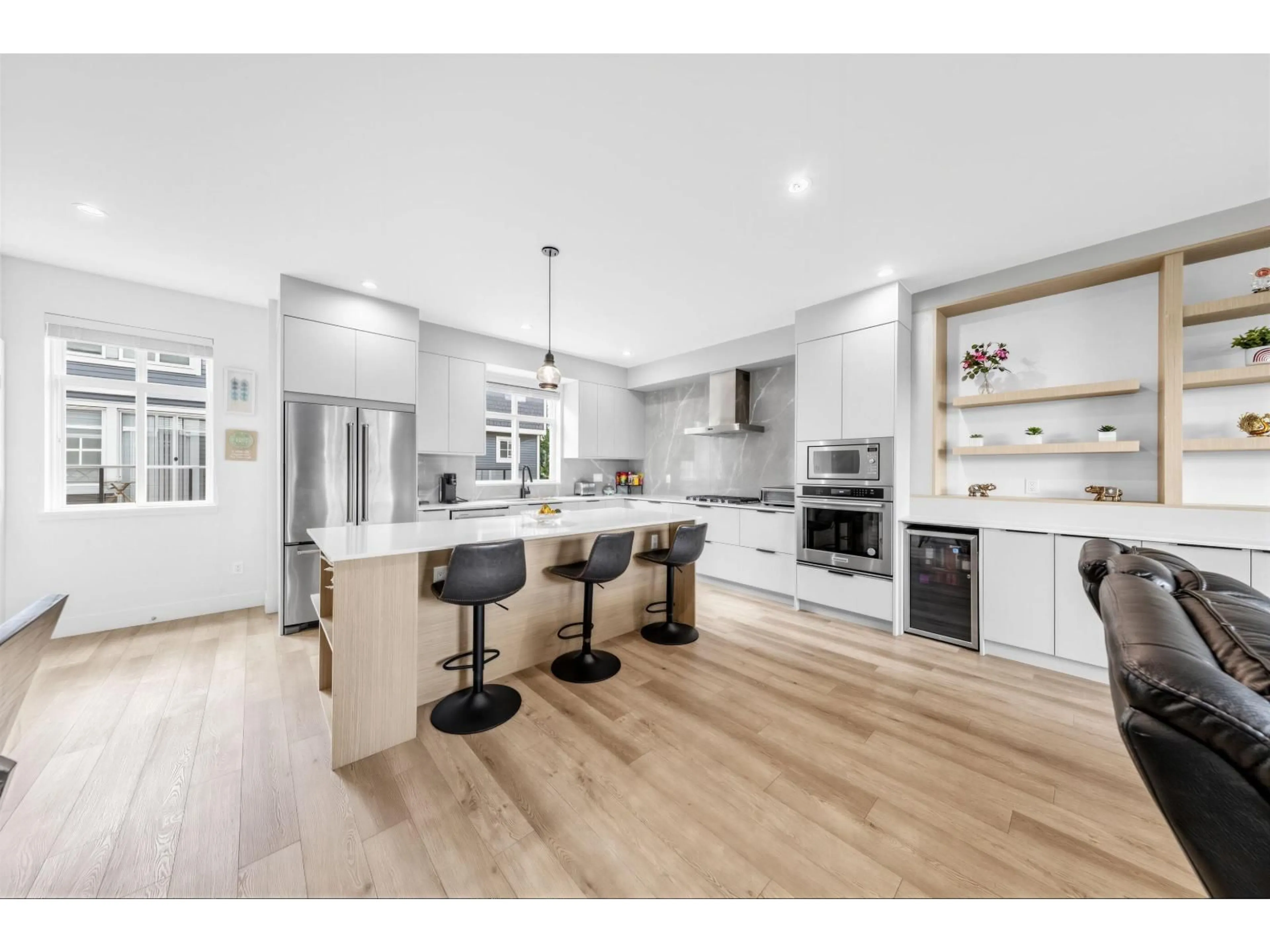 Unknown for 33 - 10488 124 STREET, Surrey British Columbia V3V0E9