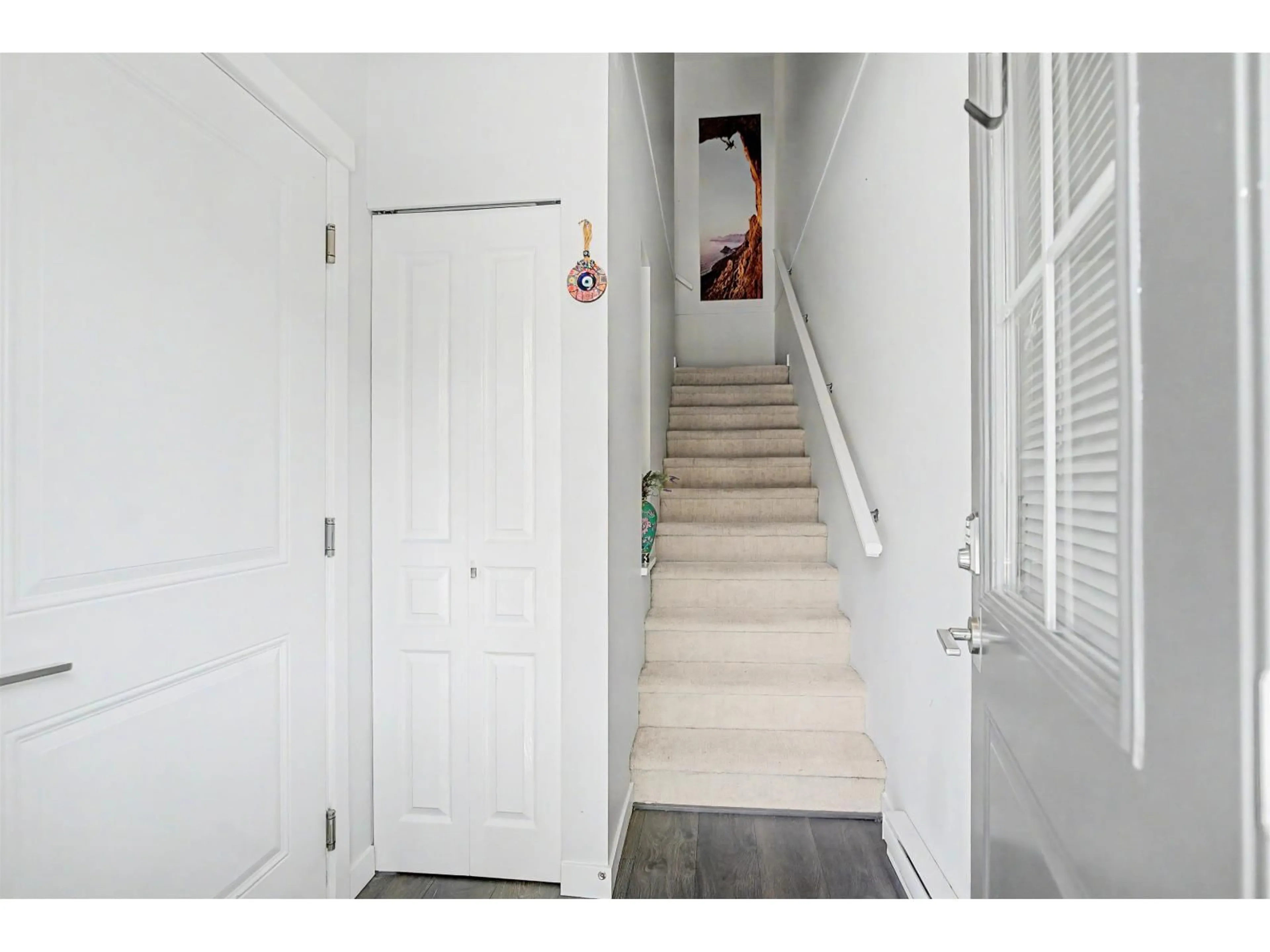 Indoor entryway for 123 - 30930 WESTRIDGE PLACE, Abbotsford British Columbia V2T0H6
