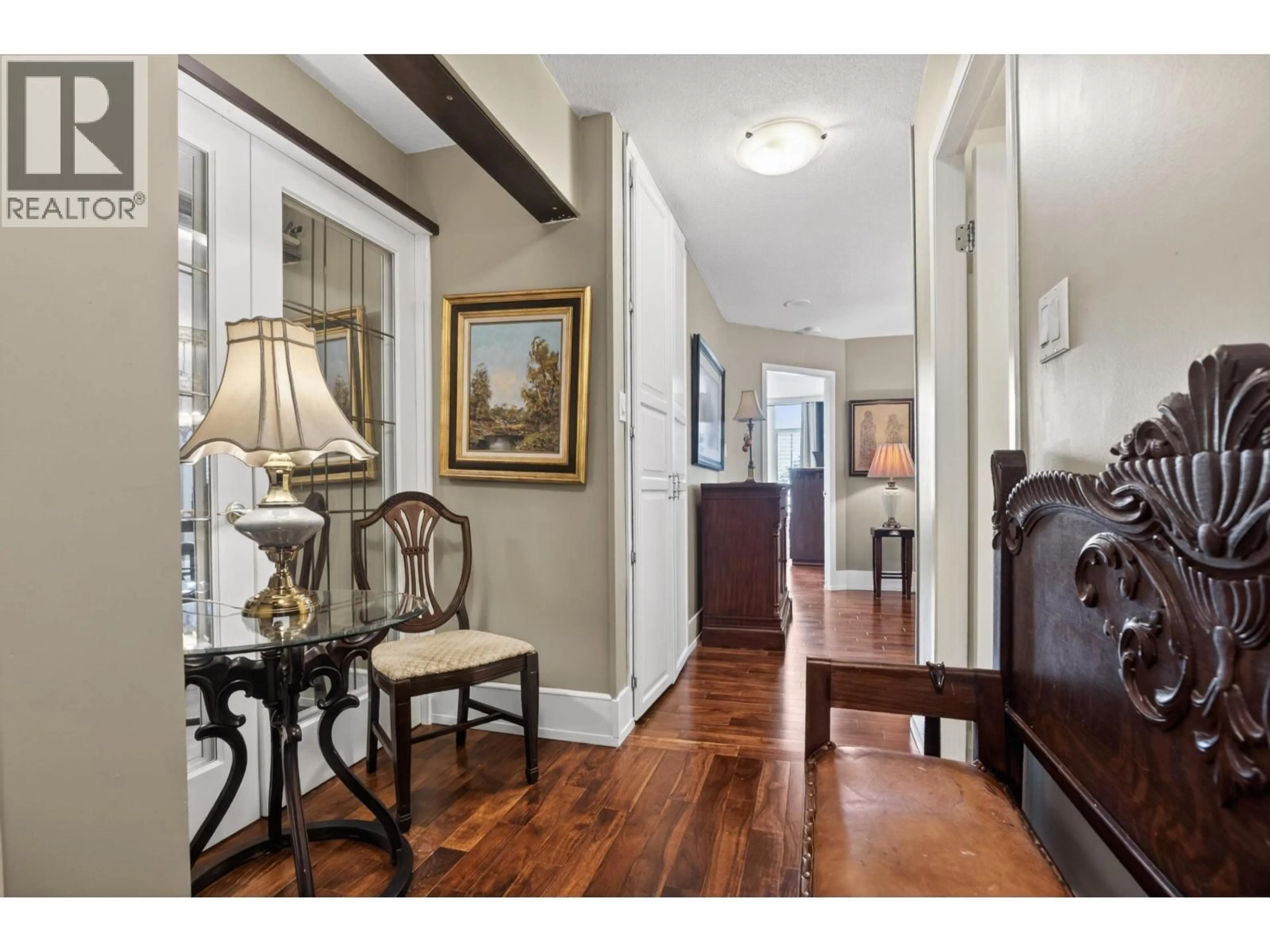 Indoor entryway for 501 - 1327 KEITH ROAD, North Vancouver British Columbia V7J3T5