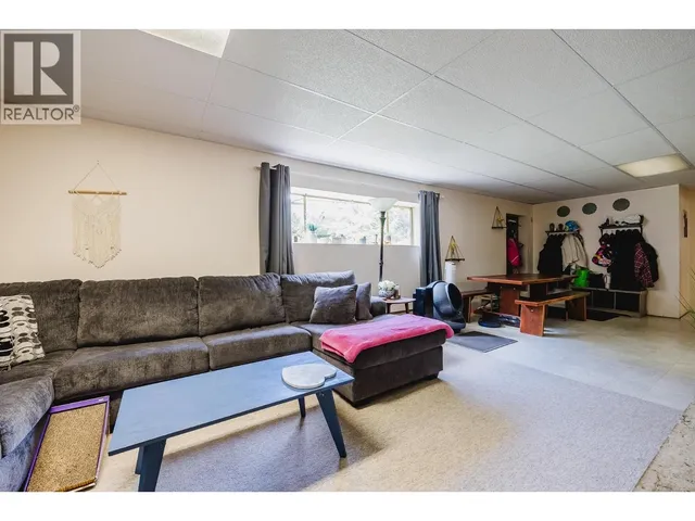 21190 GLENWOOD AVENUE, Maple Ridge 5