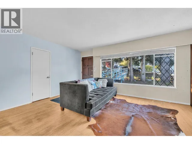 1144 ROCHESTER AVENUE, Coquitlam 3